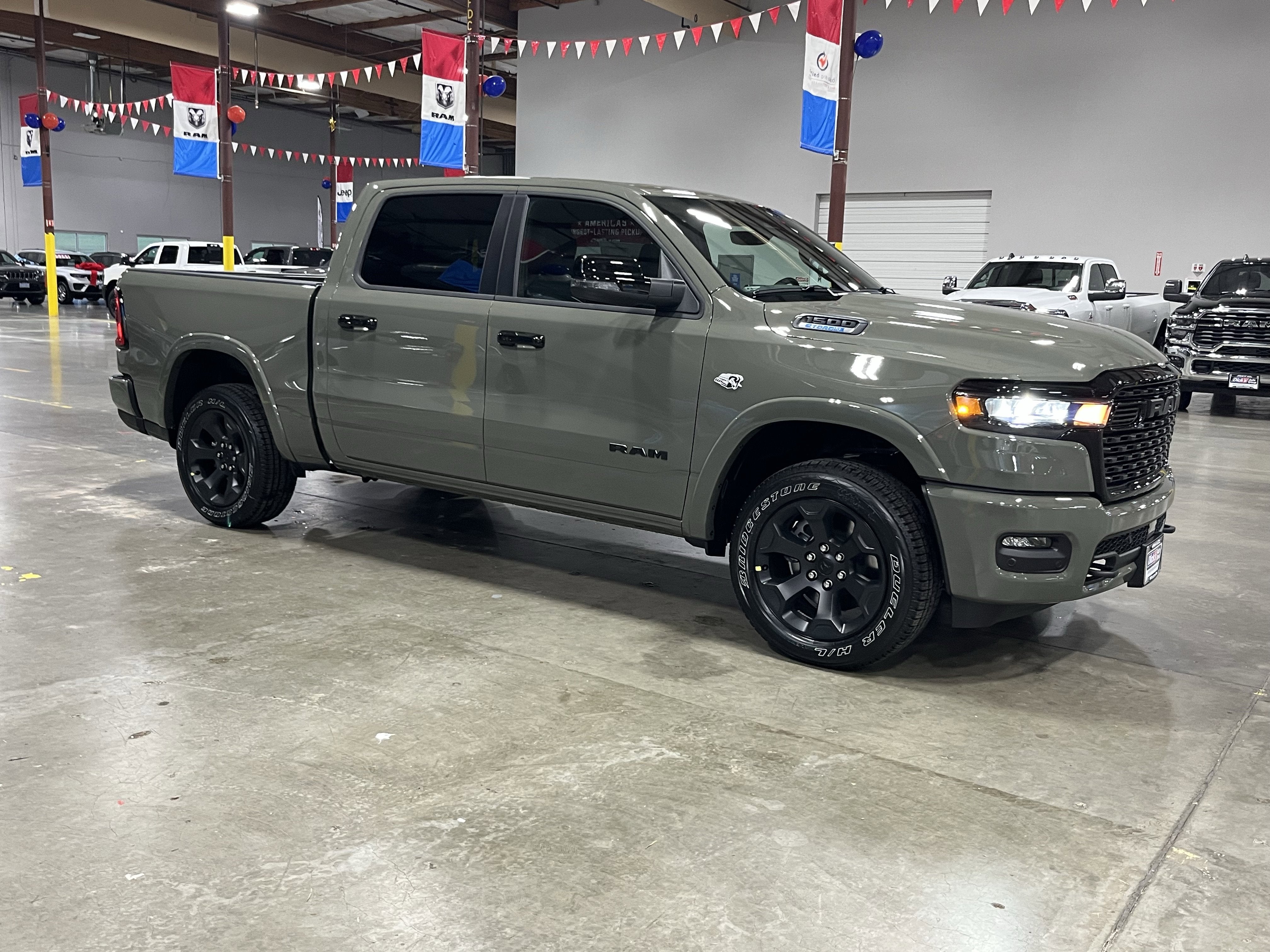 2026 RAM Ram 1500 RAM 1500 BIG HORN CREW CAB 4X4 5'7' BOX