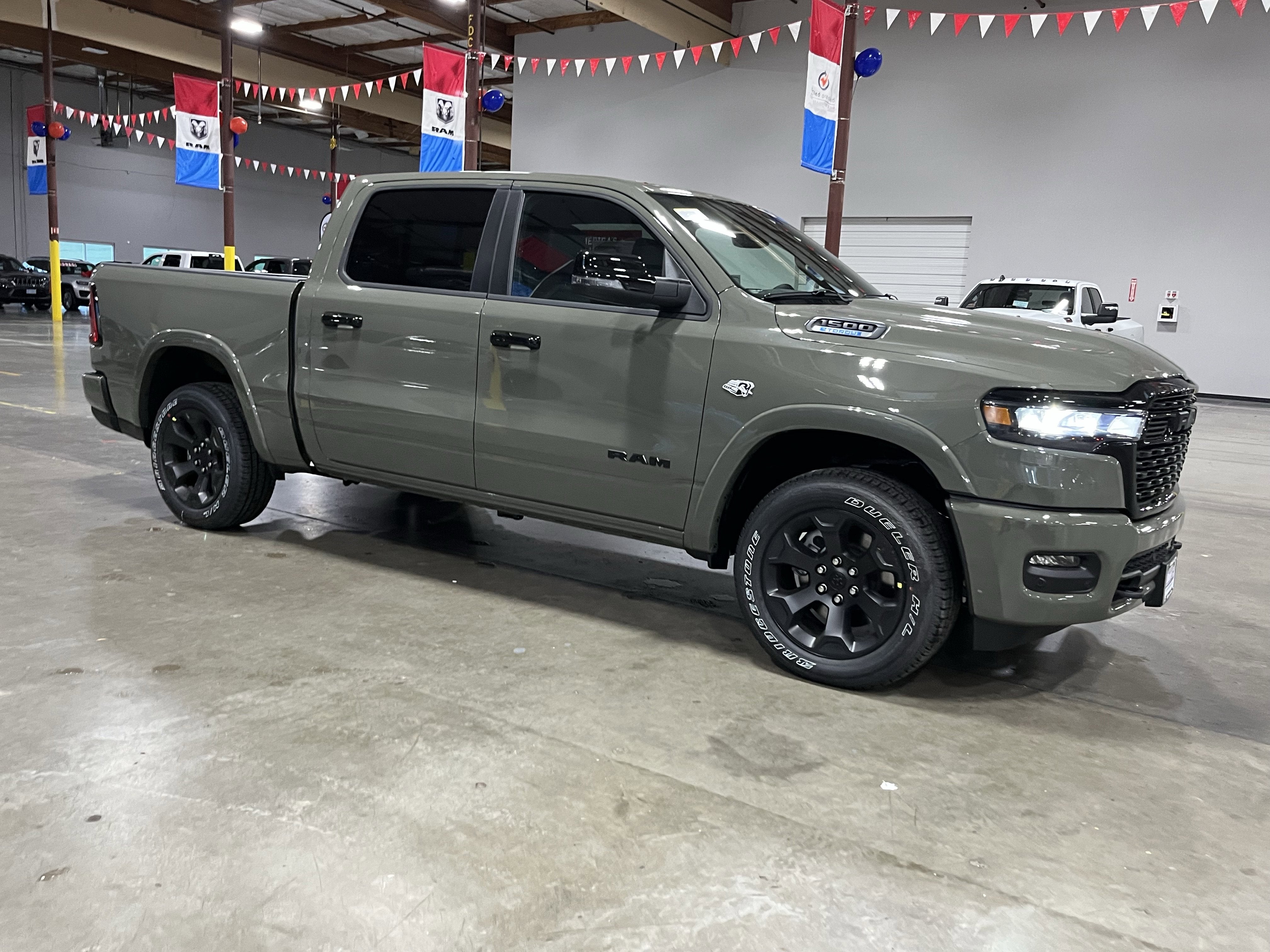 2026 RAM Ram 1500 RAM 1500 BIG HORN CREW CAB 4X4 5'7' BOX