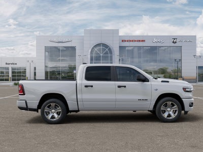 2026 RAM Ram 1500 RAM 1500 EXPRESS CREW CAB 4X4 5'7' BOX