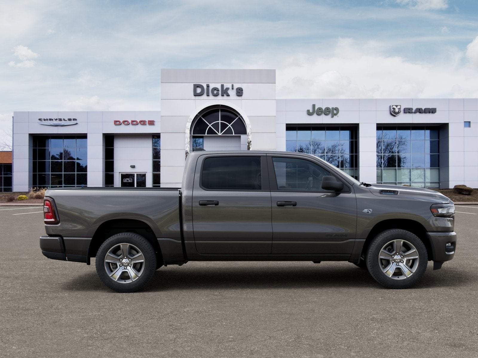 2026 RAM Ram 1500 RAM 1500 EXPRESS CREW CAB 4X4 5'7' BOX