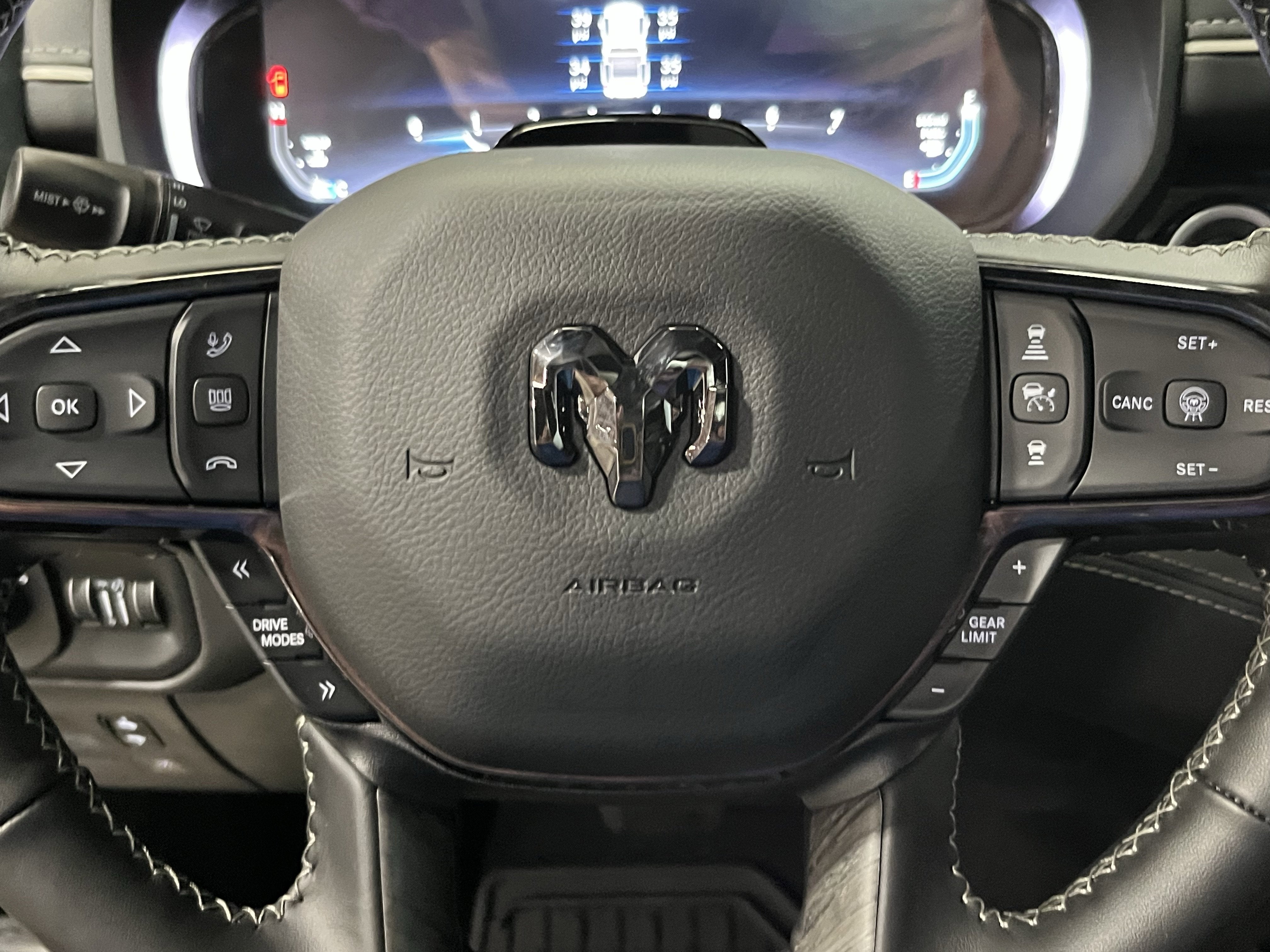 2026 RAM Ram 1500 RAM 1500 LIMITED CREW CAB 4X4 5'7' BOX