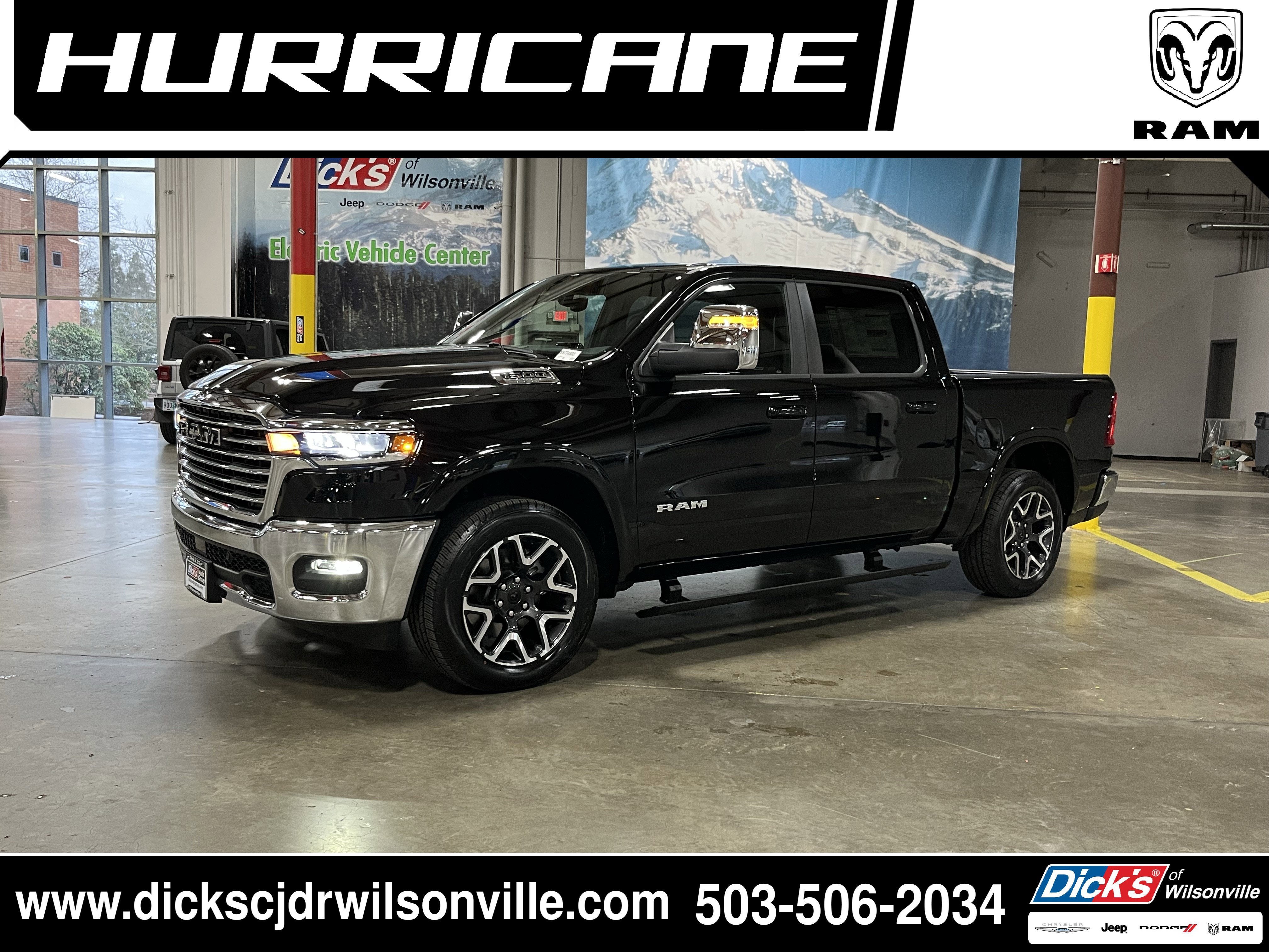 2025 RAM Ram 1500 RAM 1500 LARAMIE CREW CAB 4X4 5'7' BOX