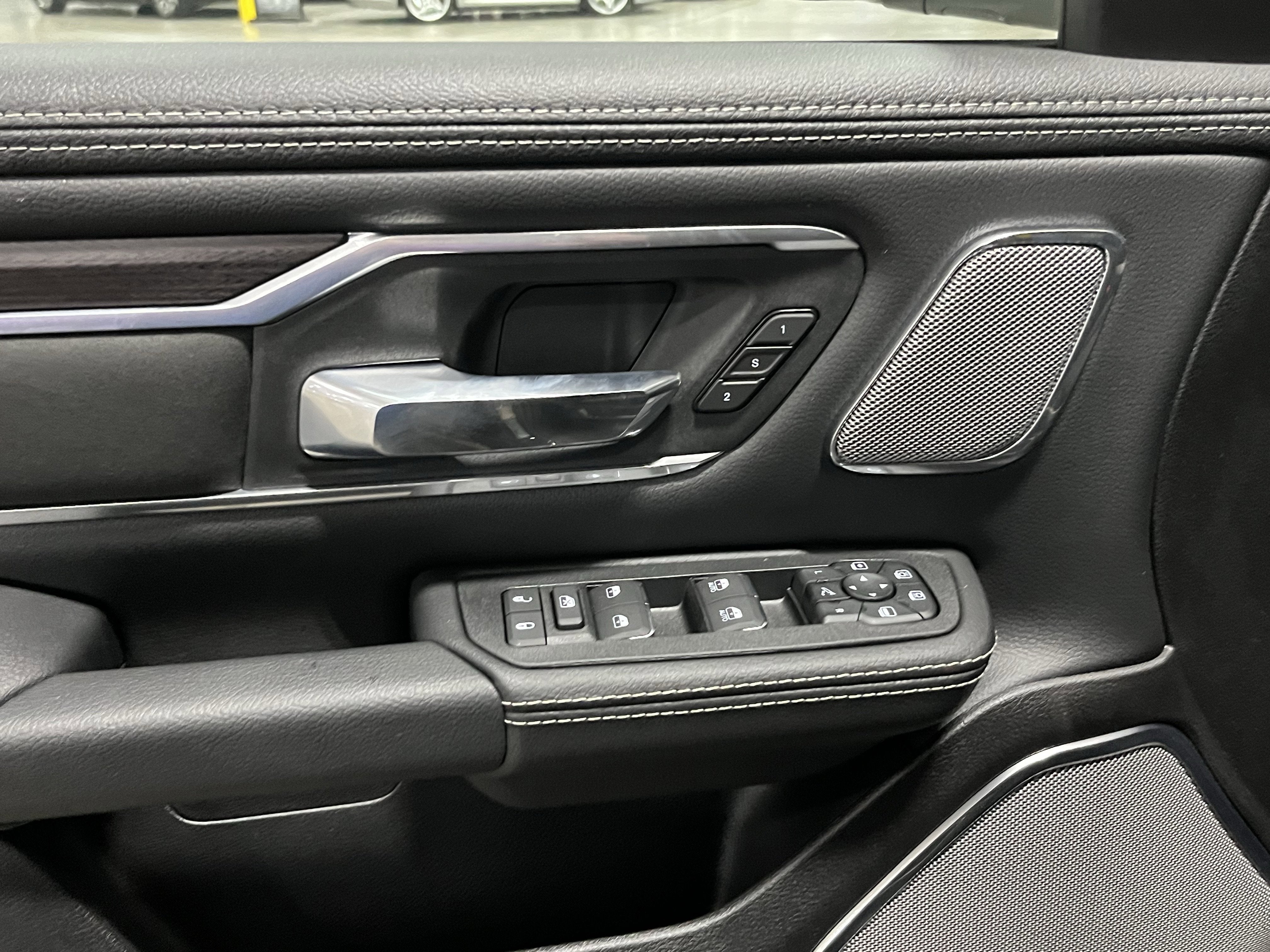 2025 RAM Ram 1500 RAM 1500 LARAMIE CREW CAB 4X4 5'7' BOX