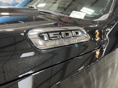 2025 RAM Ram 1500 RAM 1500 LARAMIE CREW CAB 4X4 5'7' BOX