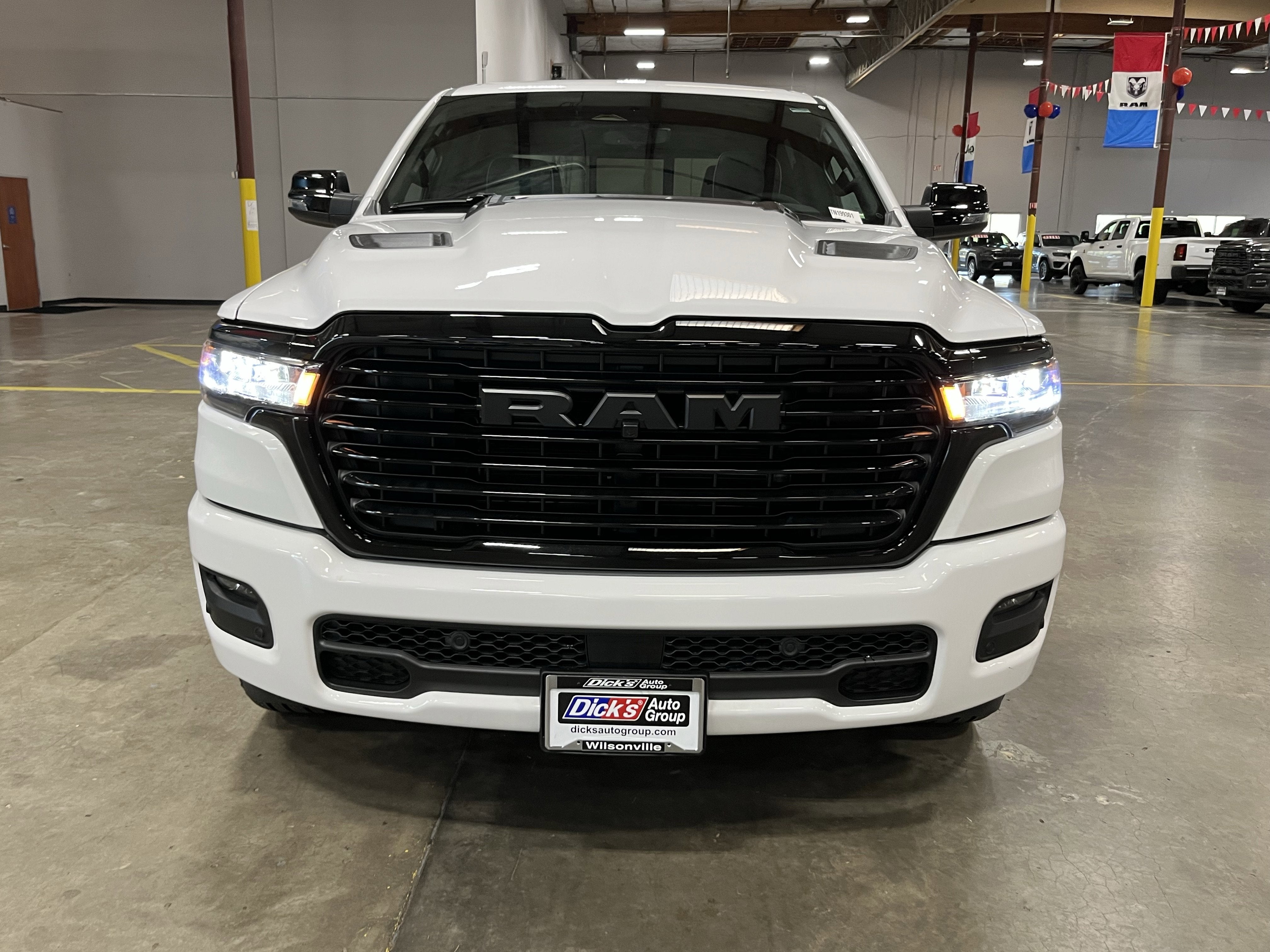 2026 RAM Ram 1500 RAM 1500 LARAMIE CREW CAB 4X4 5'7' BOX