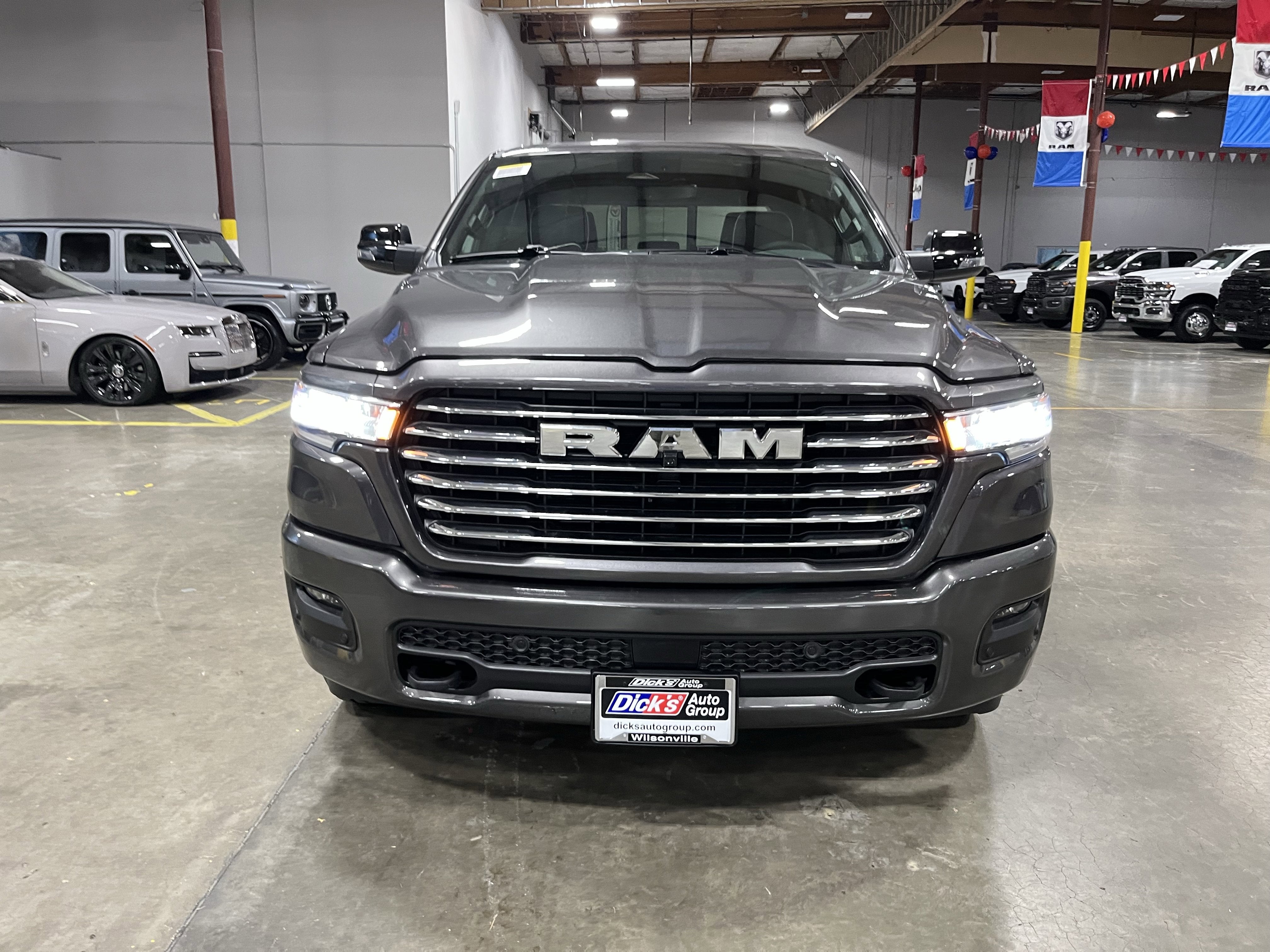 2026 RAM Ram 1500 RAM 1500 LARAMIE CREW CAB 4X4 5'7' BOX