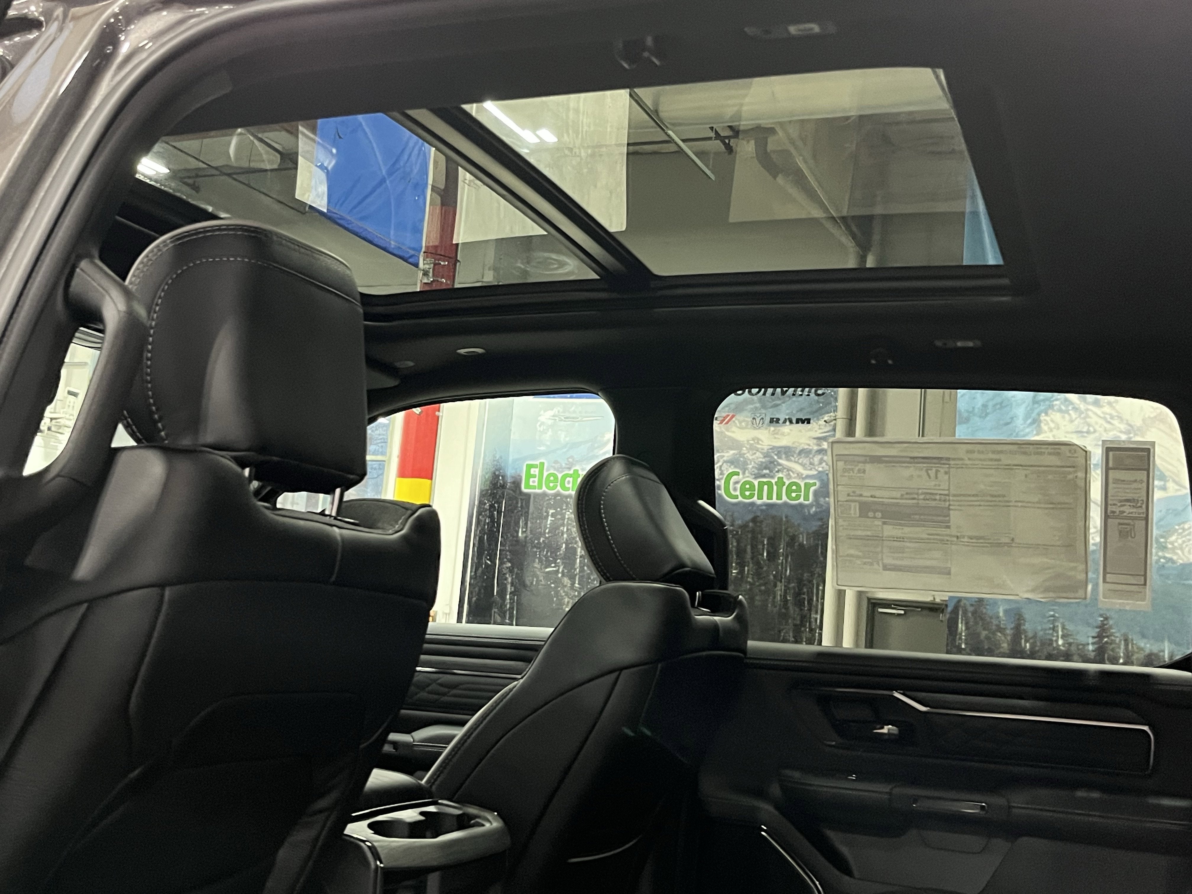 2026 RAM Ram 1500 RAM 1500 LIMITED CREW CAB 4X4 6'4' BOX