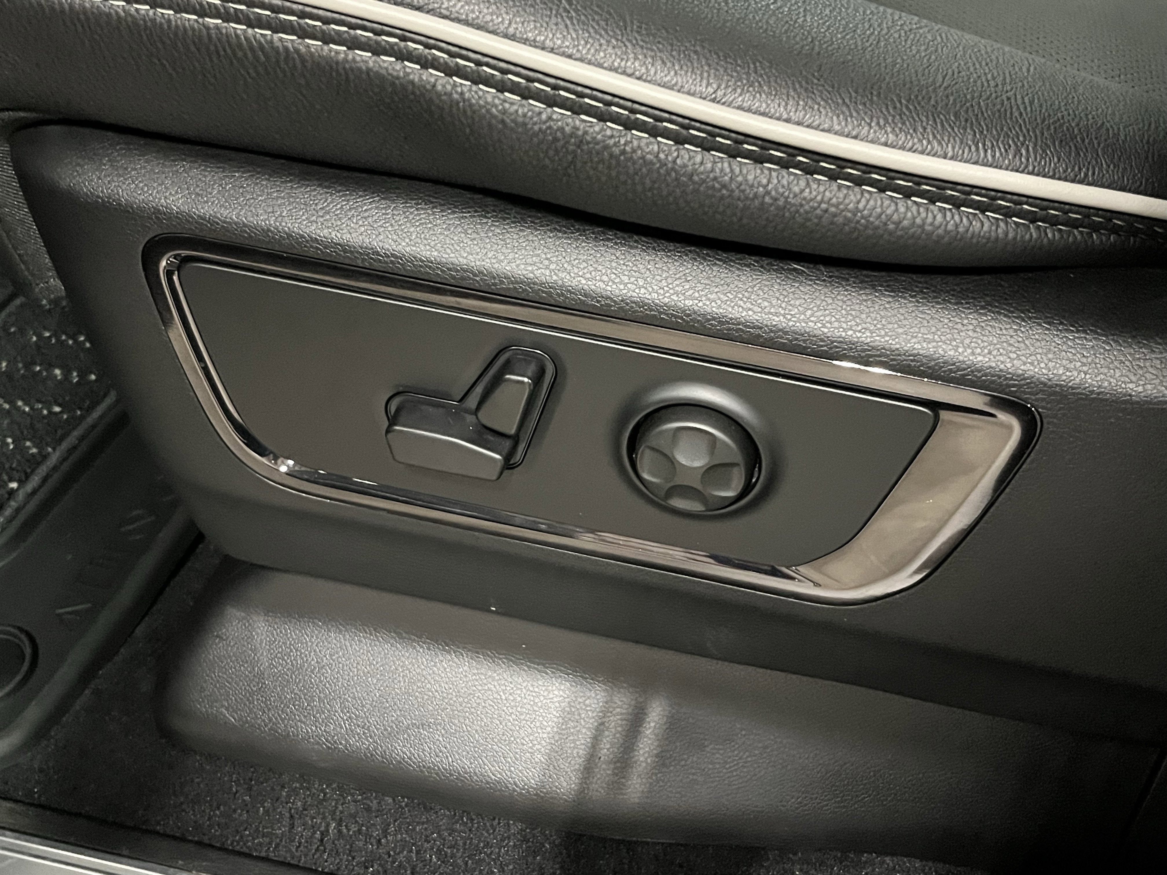 2026 RAM Ram 1500 RAM 1500 LIMITED CREW CAB 4X4 6'4' BOX