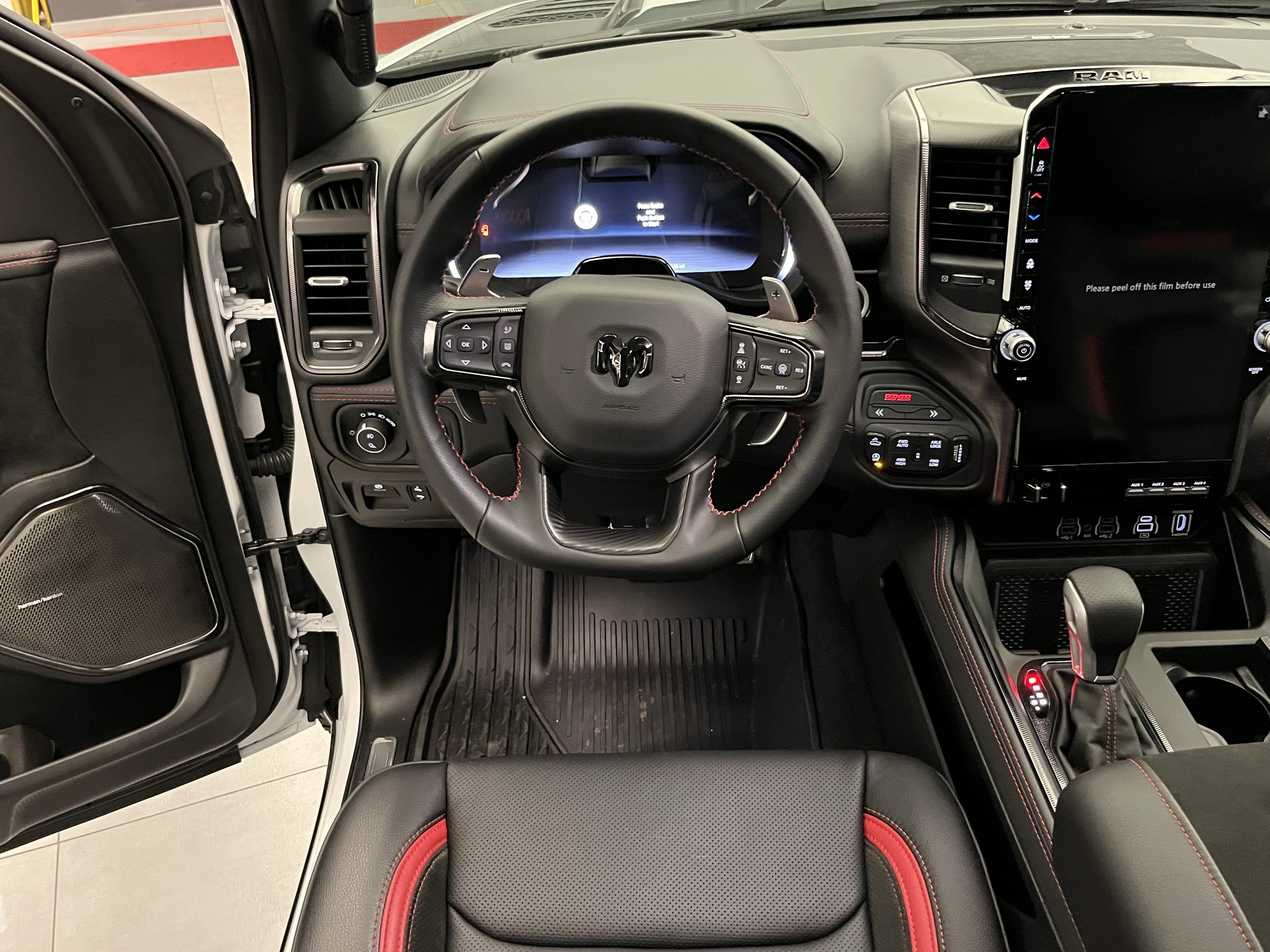 2026 RAM Ram 1500 RAM 1500 RHO CREW CAB 4X4 5'7' BOX