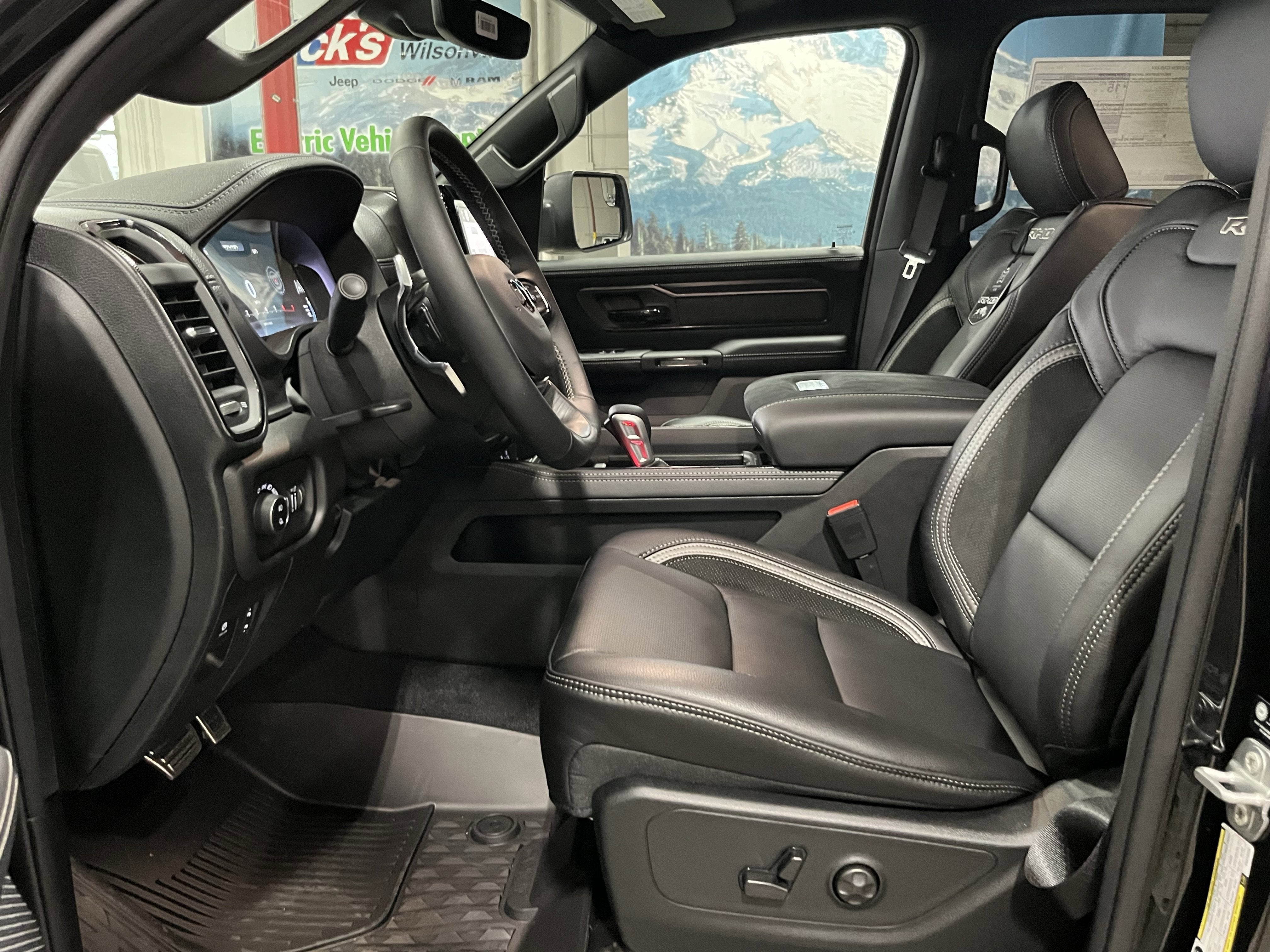 2026 RAM Ram 1500 RAM 1500 RHO CREW CAB 4X4 5'7' BOX