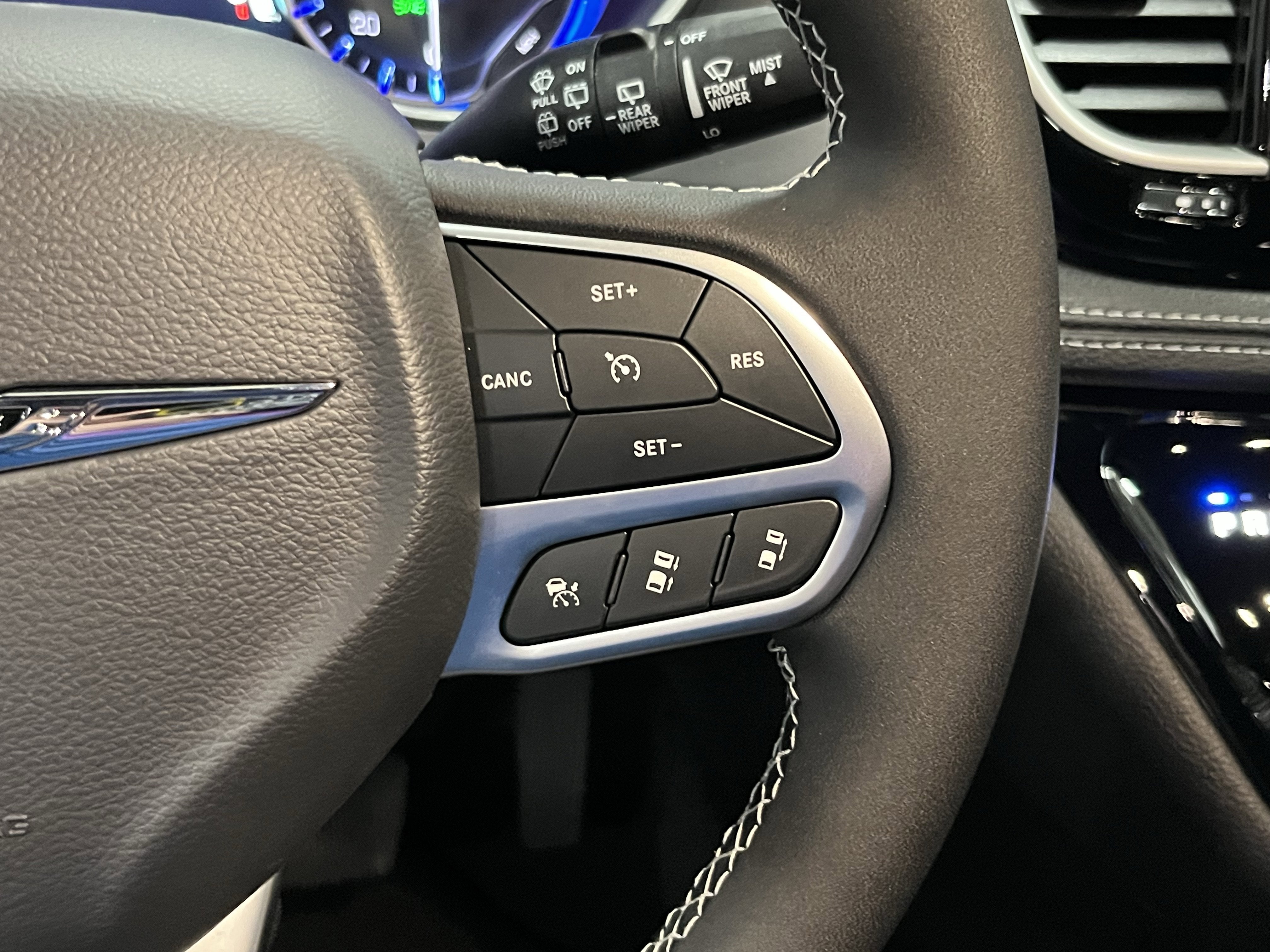 2026 Chrysler Pacifica PACIFICA SELECT