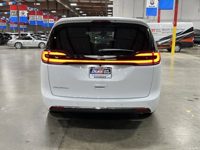 2026 Chrysler Pacifica PACIFICA SELECT