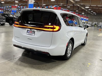 2026 Chrysler Pacifica PACIFICA SELECT