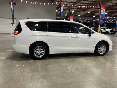 2026 Chrysler Pacifica PACIFICA SELECT