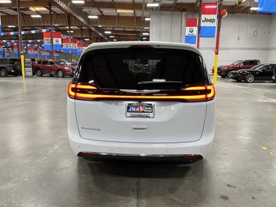 2026 Chrysler Pacifica PACIFICA SELECT