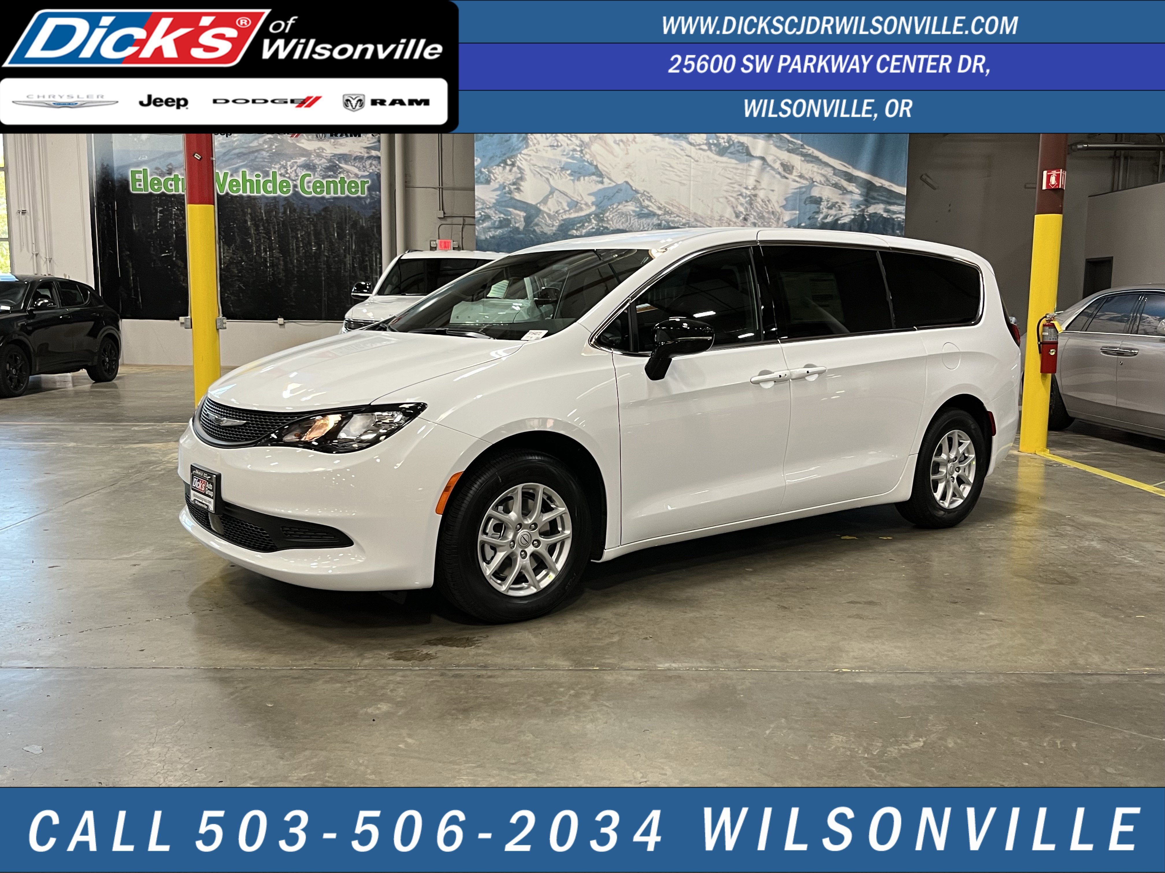 2026 Chrysler Voyager VOYAGER LX