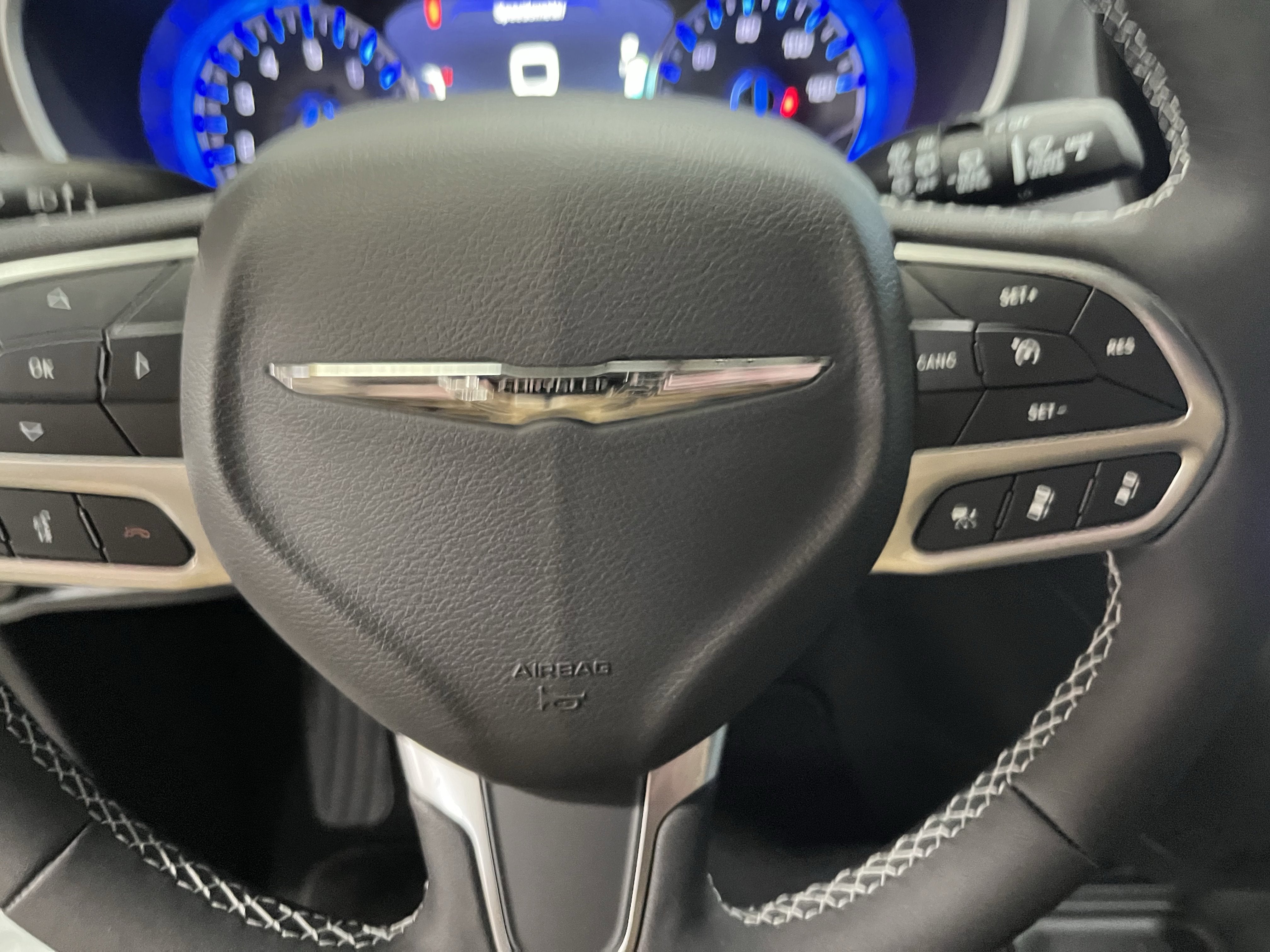 2026 Chrysler Voyager VOYAGER LX