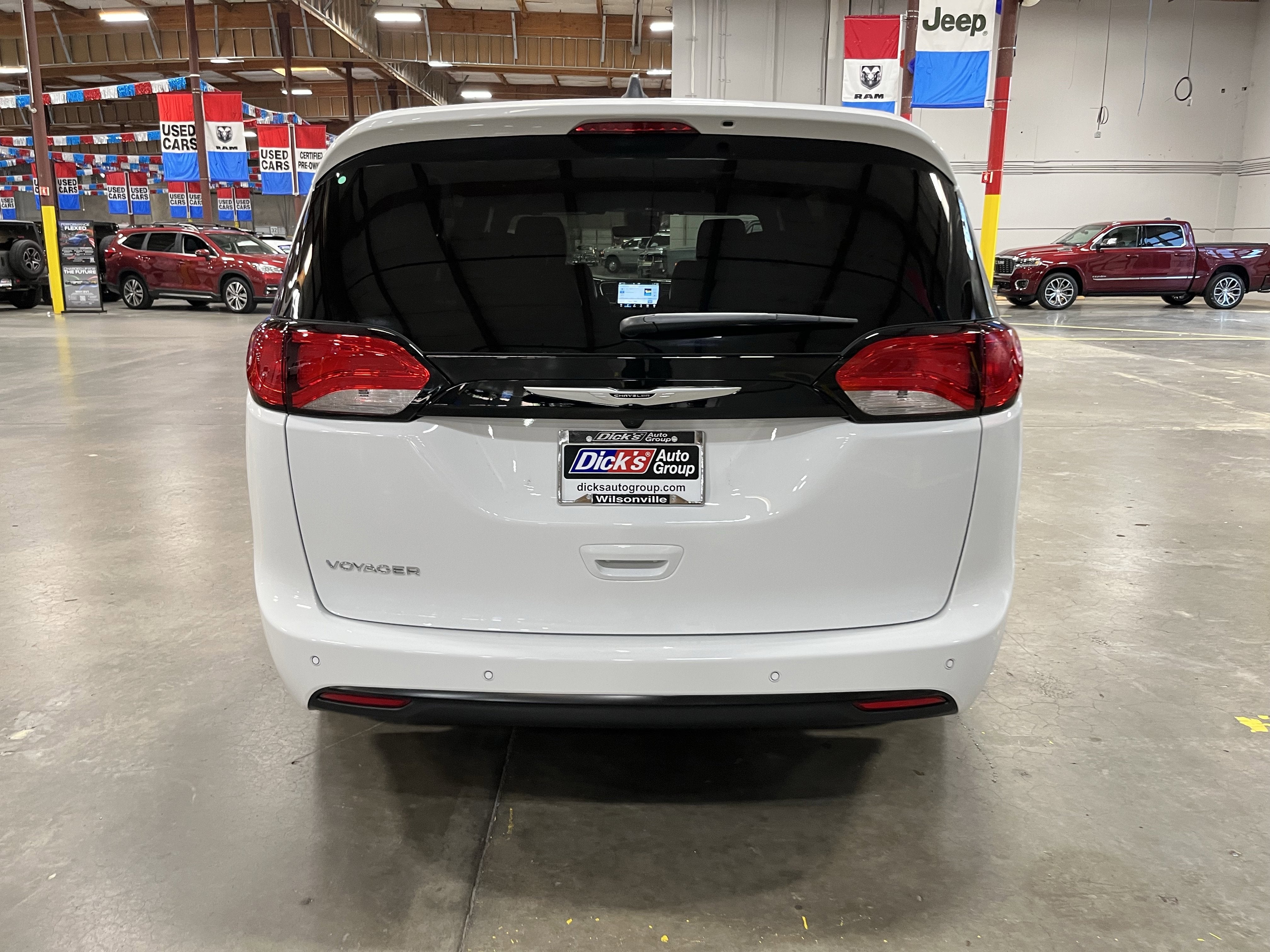 2026 Chrysler Voyager VOYAGER LX