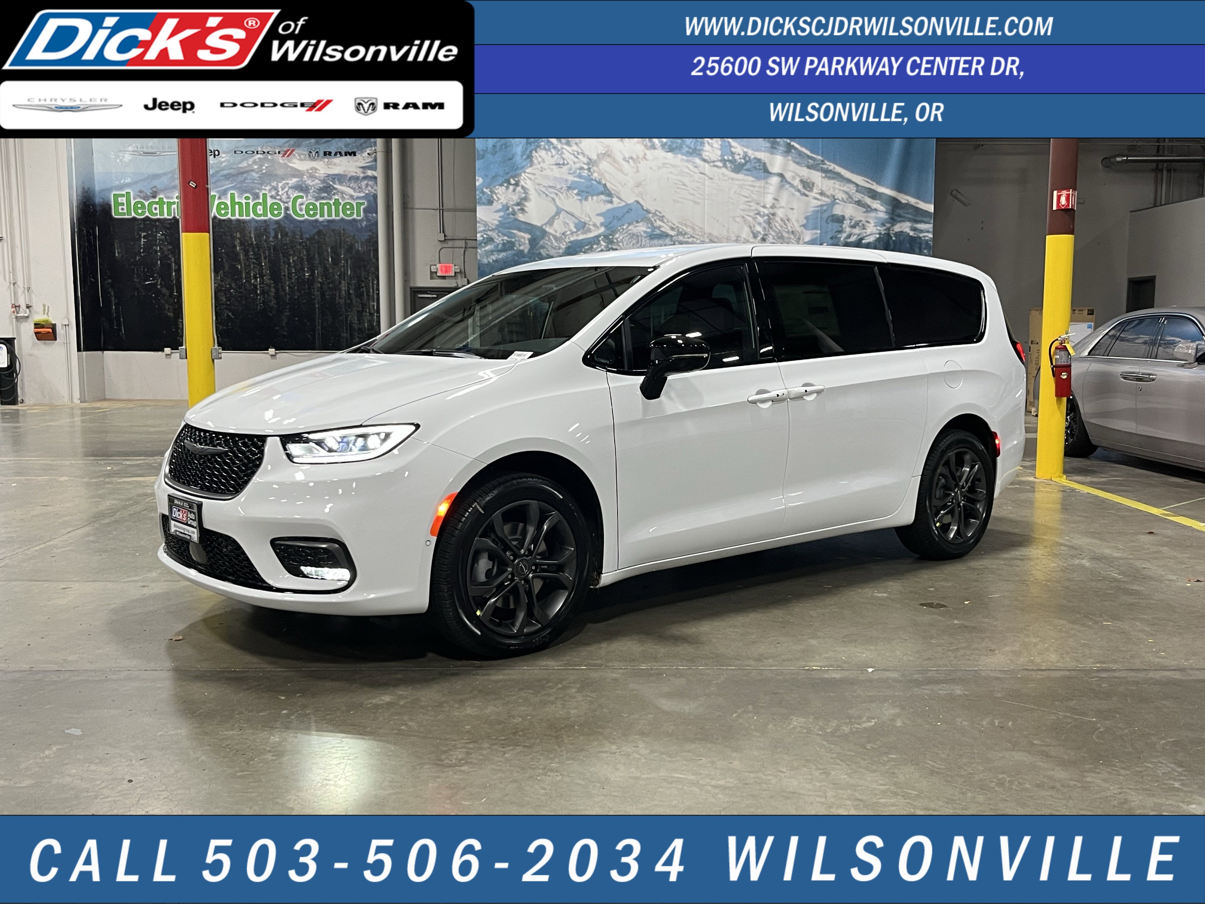 2026 Chrysler Pacifica PACIFICA SELECT AWD
