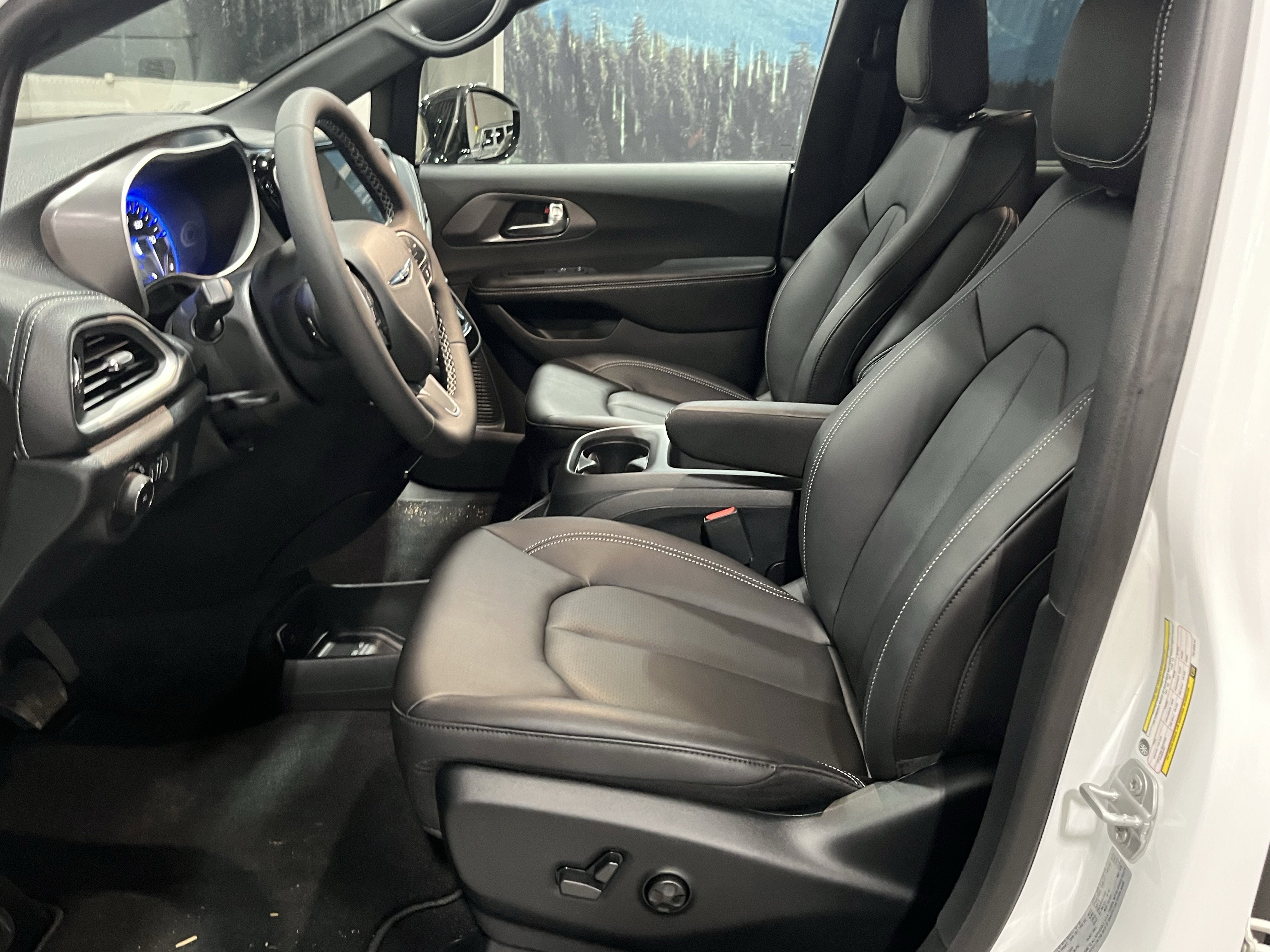 2026 Chrysler Pacifica PACIFICA SELECT AWD