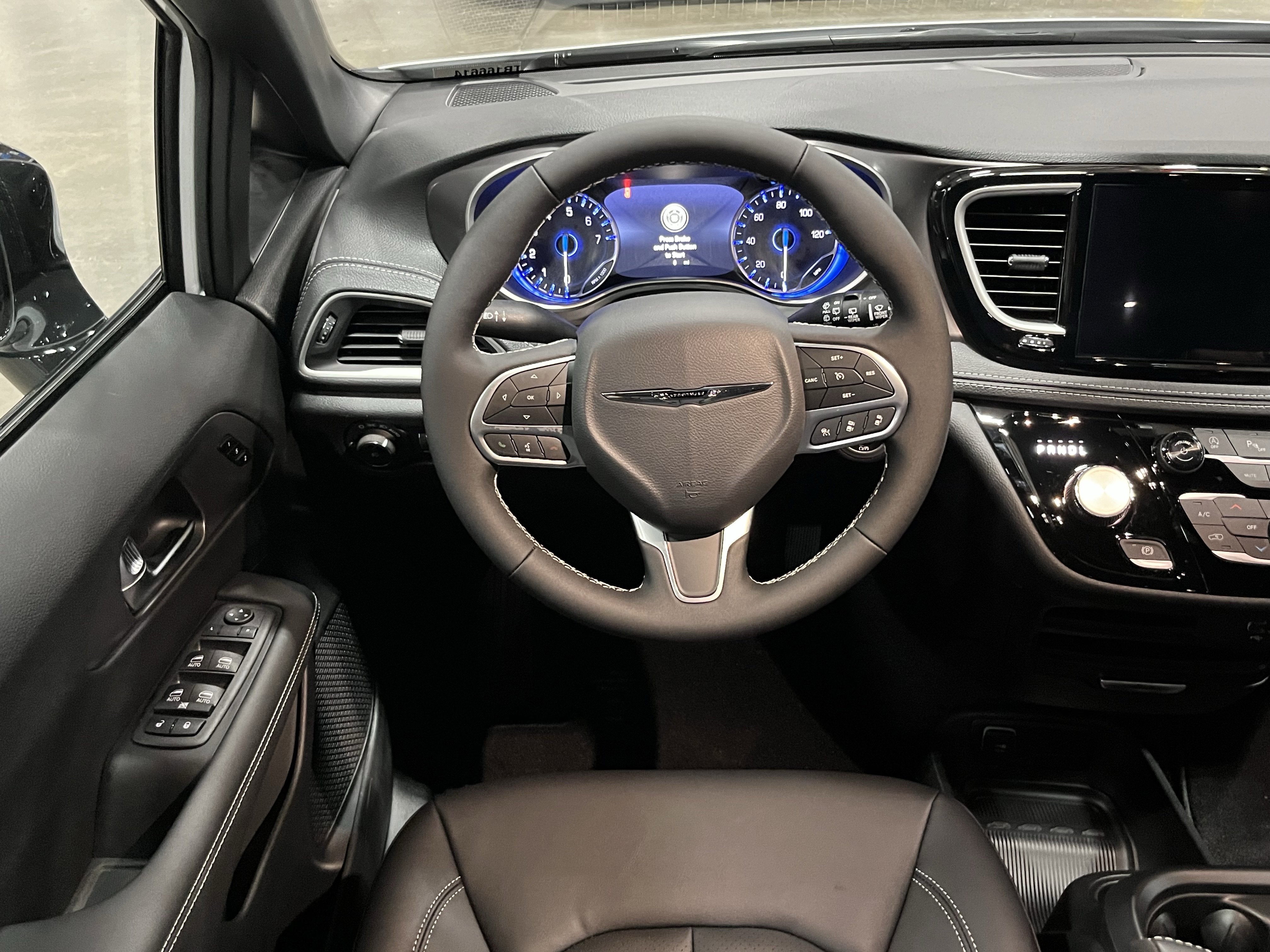 2026 Chrysler Pacifica PACIFICA SELECT AWD