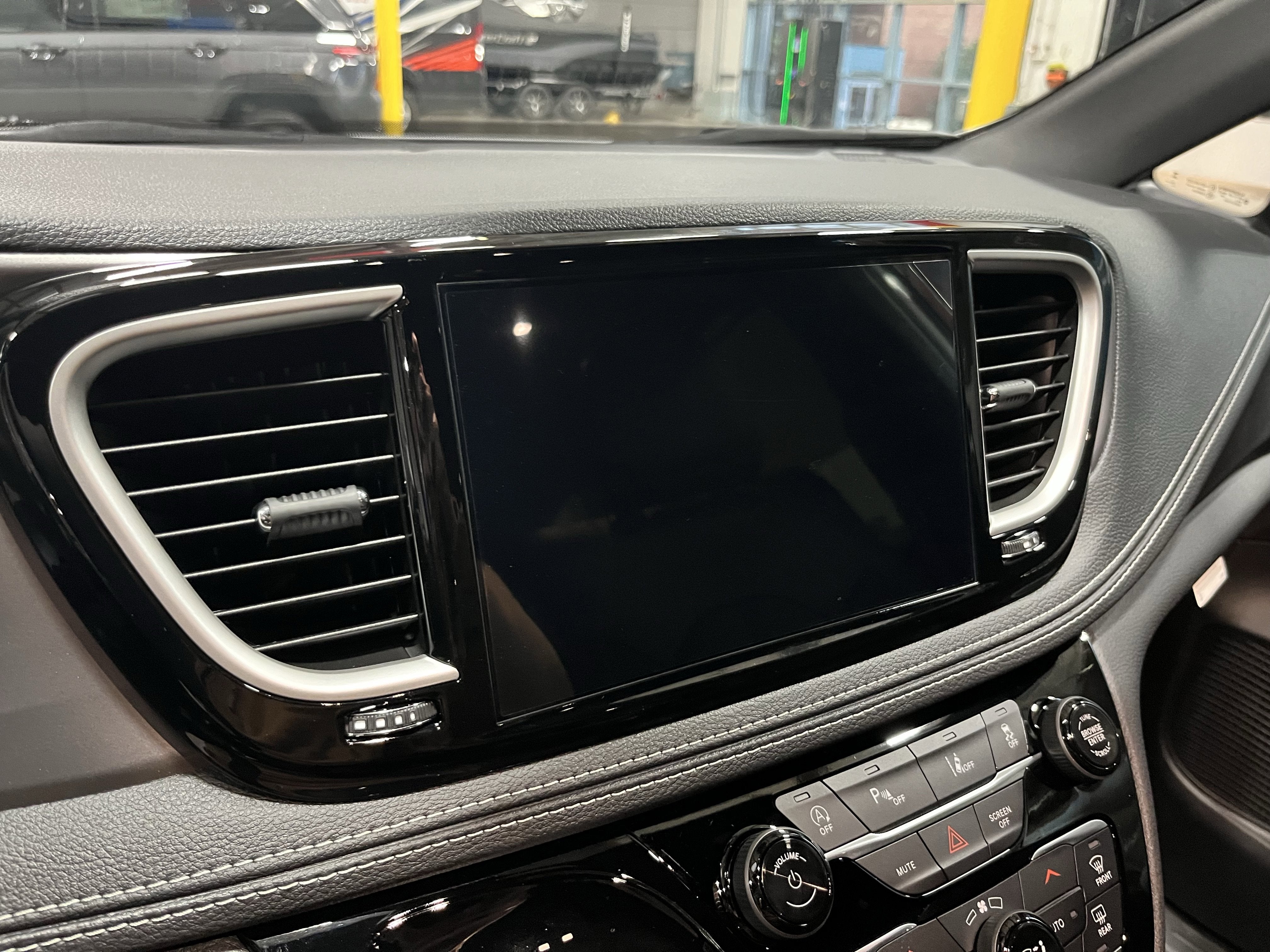 2026 Chrysler Pacifica PACIFICA SELECT AWD