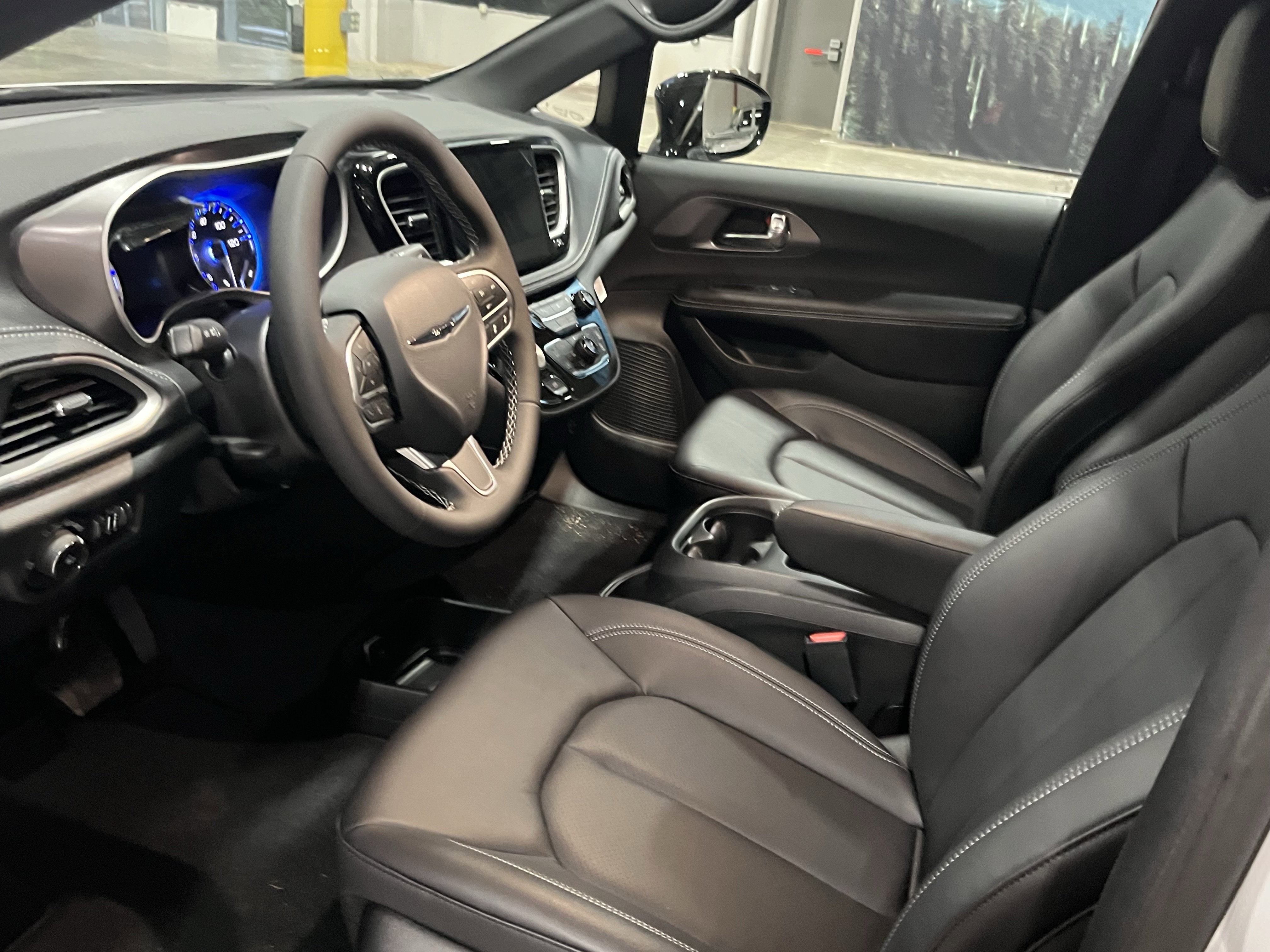 2026 Chrysler Pacifica PACIFICA SELECT AWD