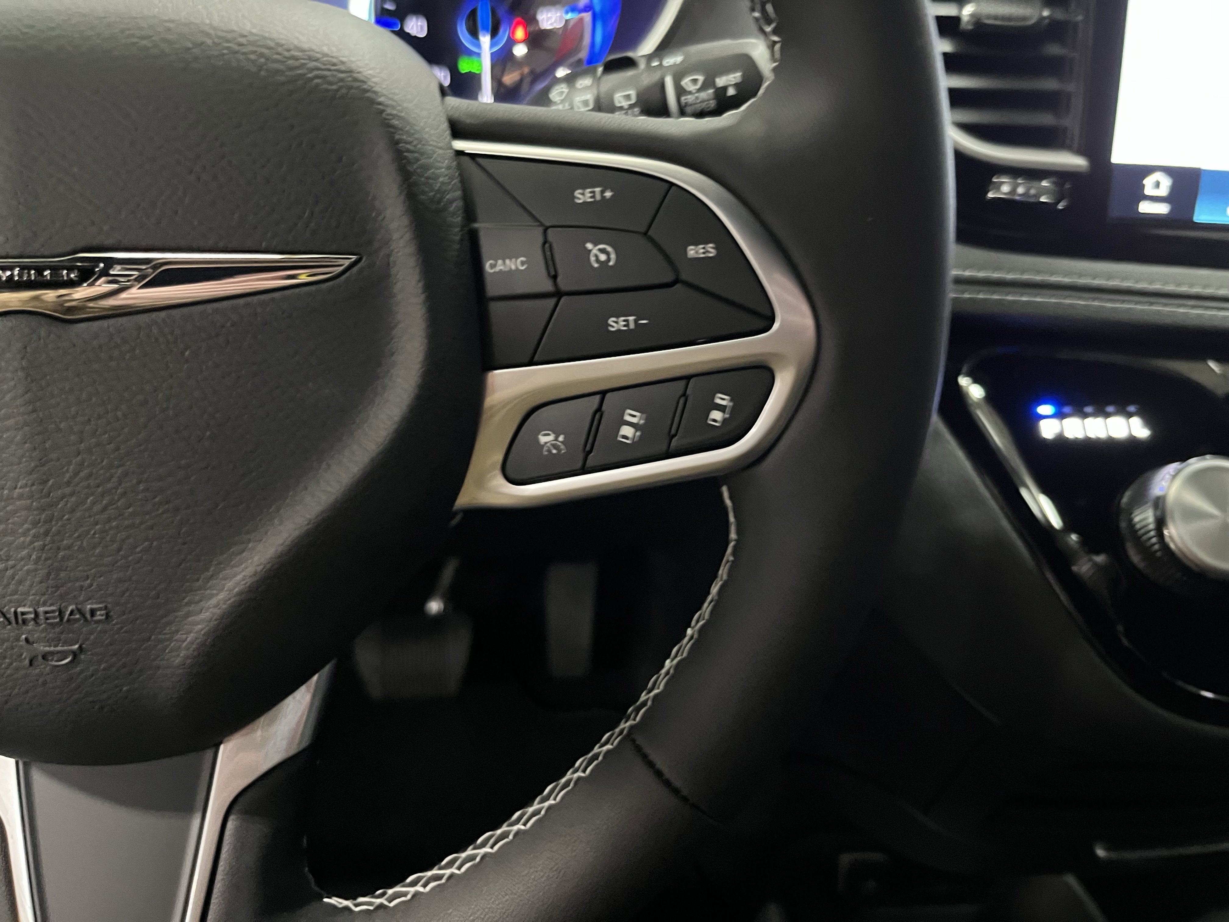 2026 Chrysler Pacifica PACIFICA SELECT AWD