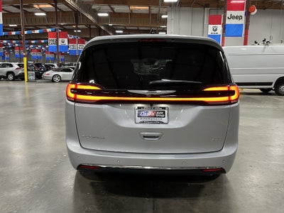 2026 Chrysler Pacifica PACIFICA SELECT AWD