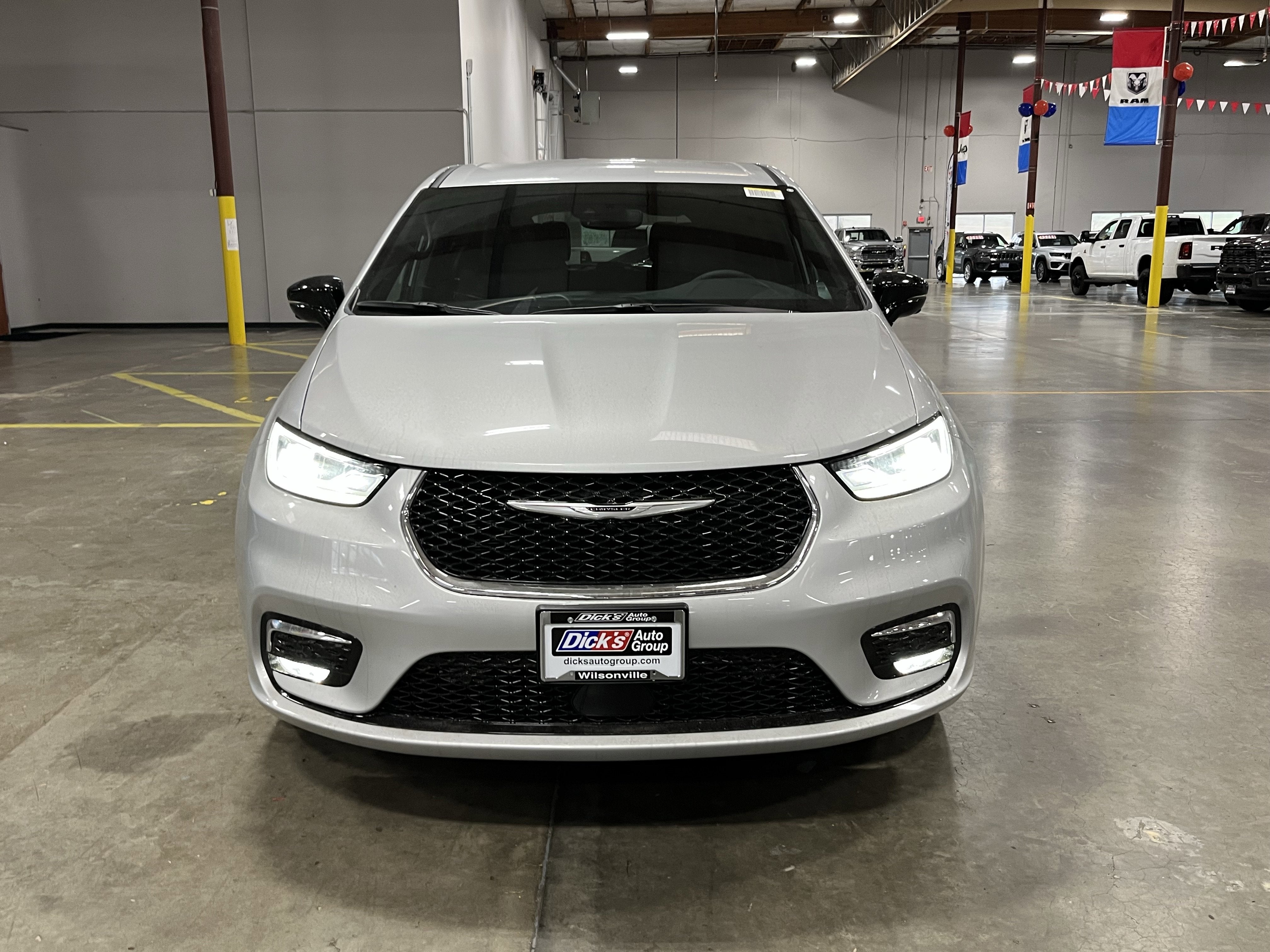 2026 Chrysler Pacifica PACIFICA SELECT AWD