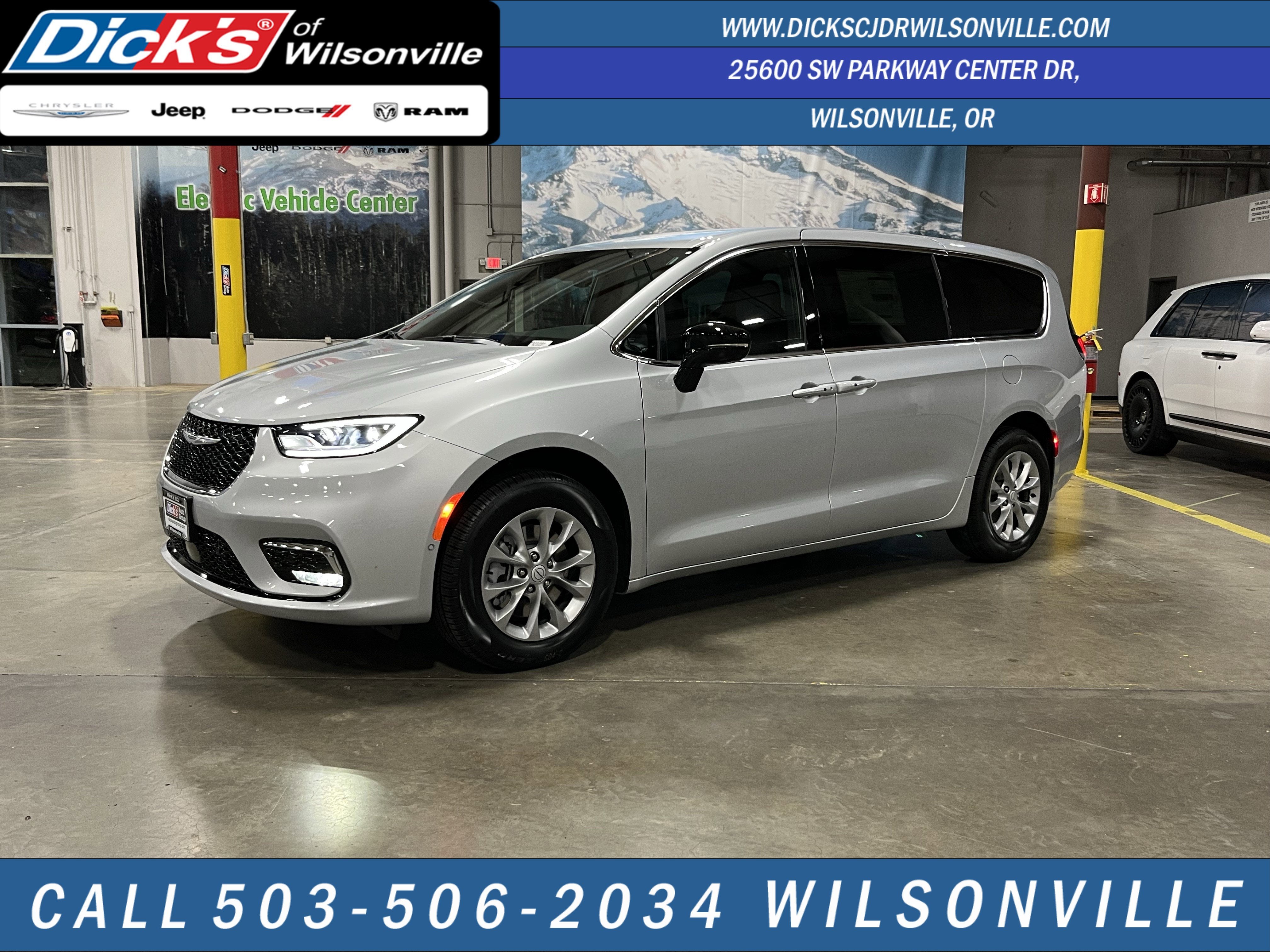 2026 Chrysler Pacifica PACIFICA SELECT AWD