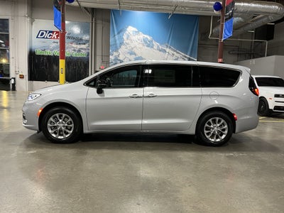 2026 Chrysler Pacifica PACIFICA SELECT AWD
