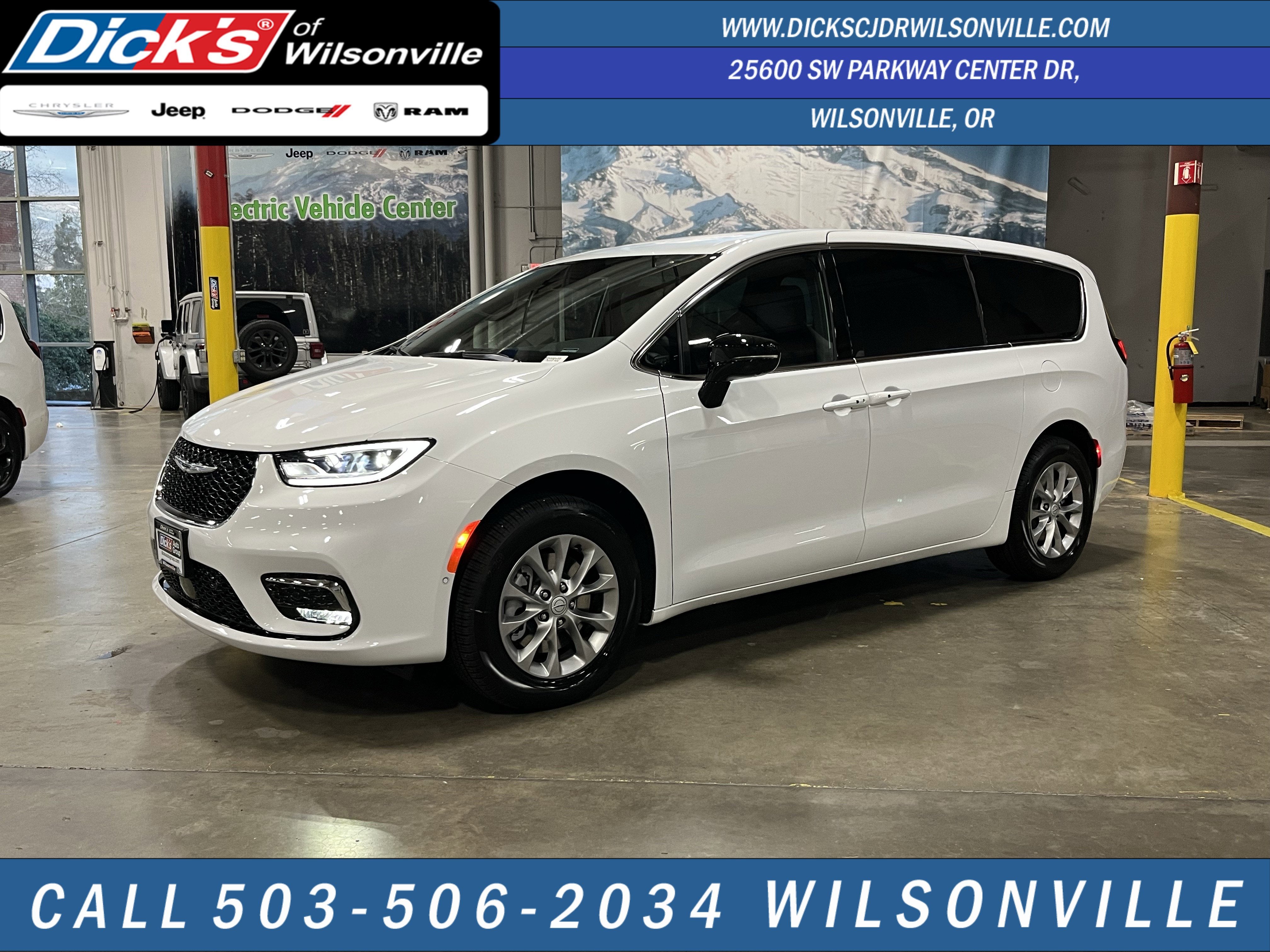 2026 Chrysler Pacifica PACIFICA SELECT AWD