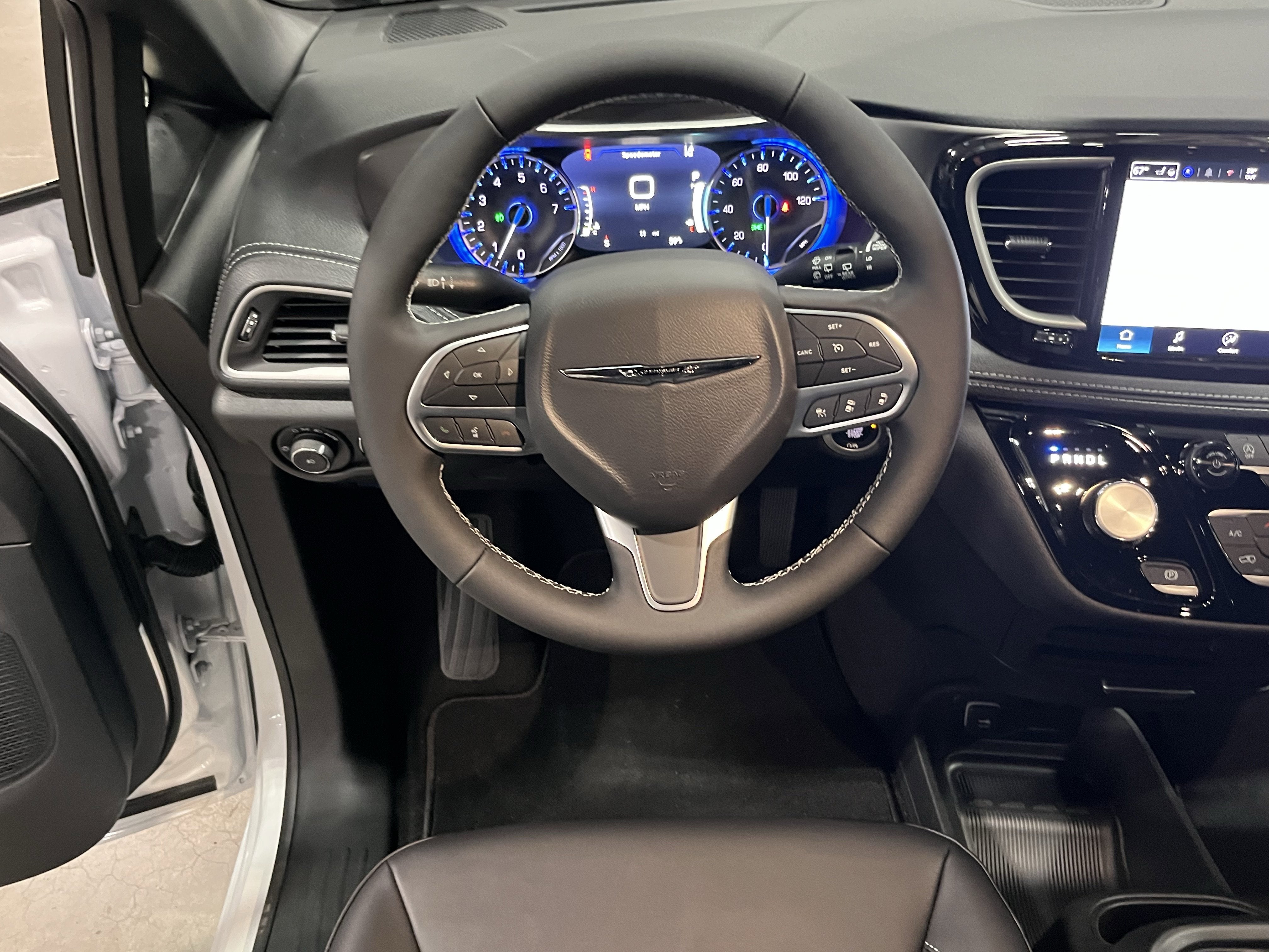 2026 Chrysler Pacifica PACIFICA SELECT AWD