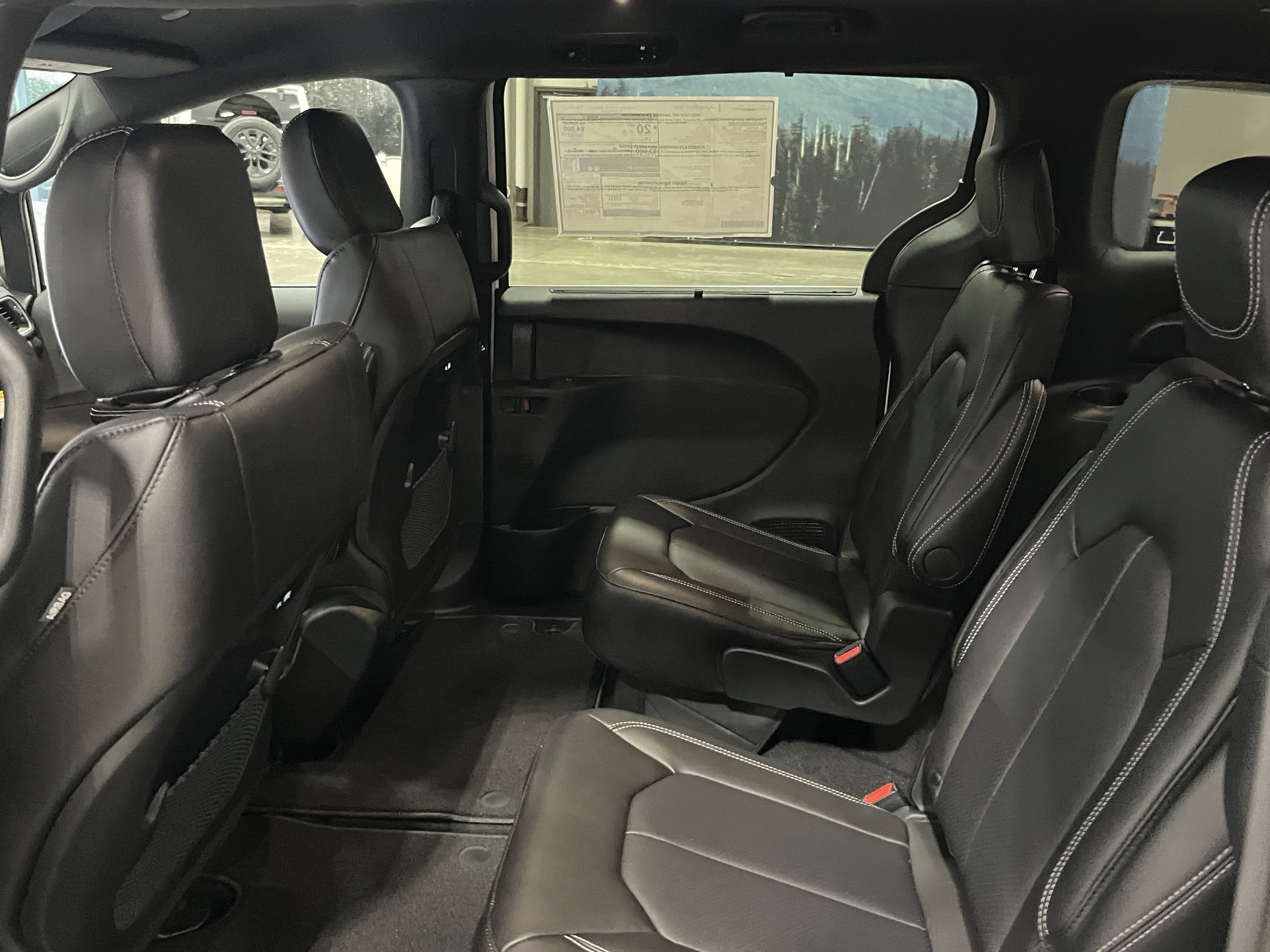 2026 Chrysler Pacifica PACIFICA SELECT AWD