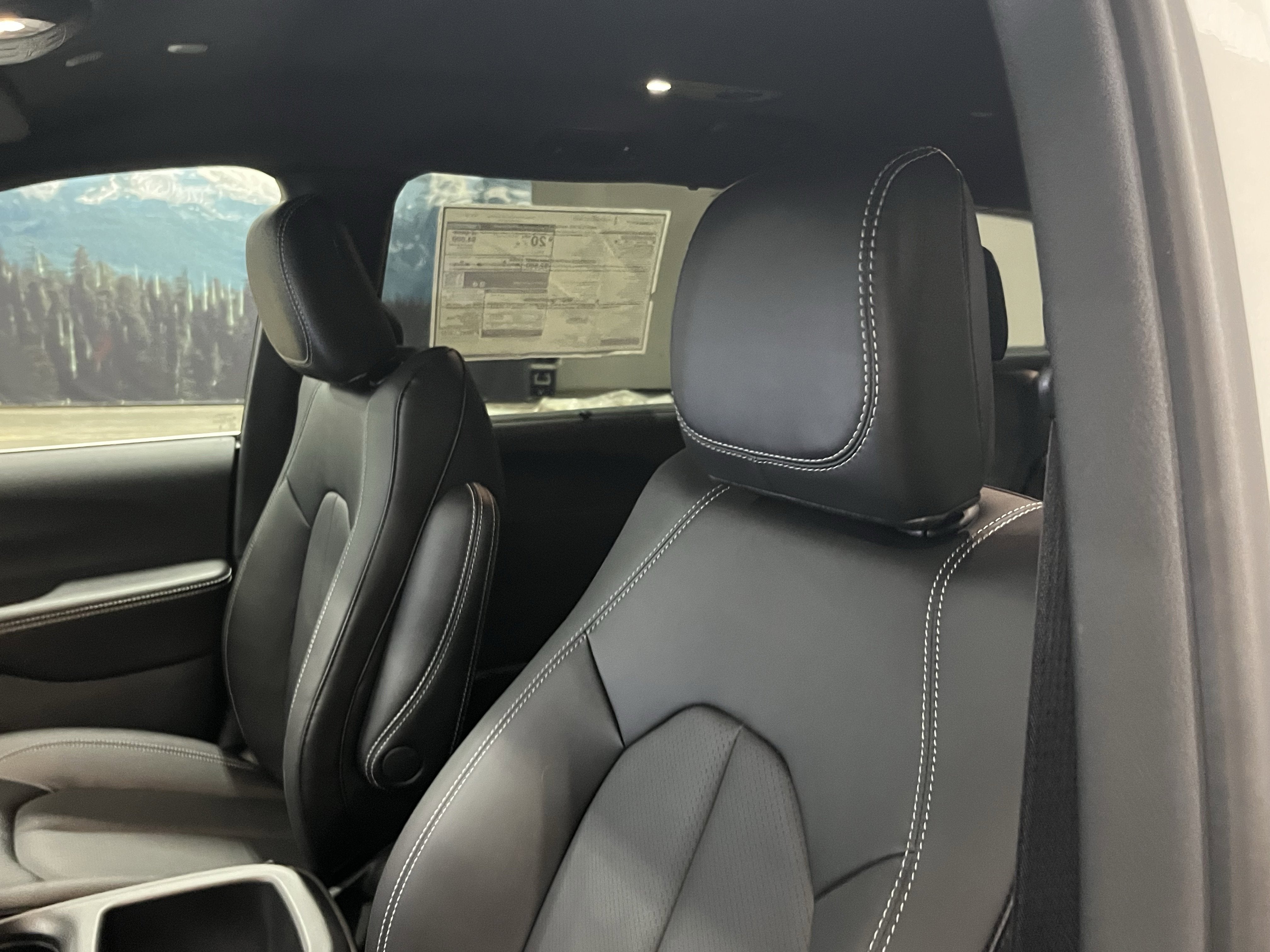 2026 Chrysler Pacifica PACIFICA SELECT AWD