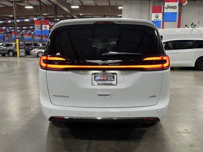 2026 Chrysler Pacifica PACIFICA SELECT AWD