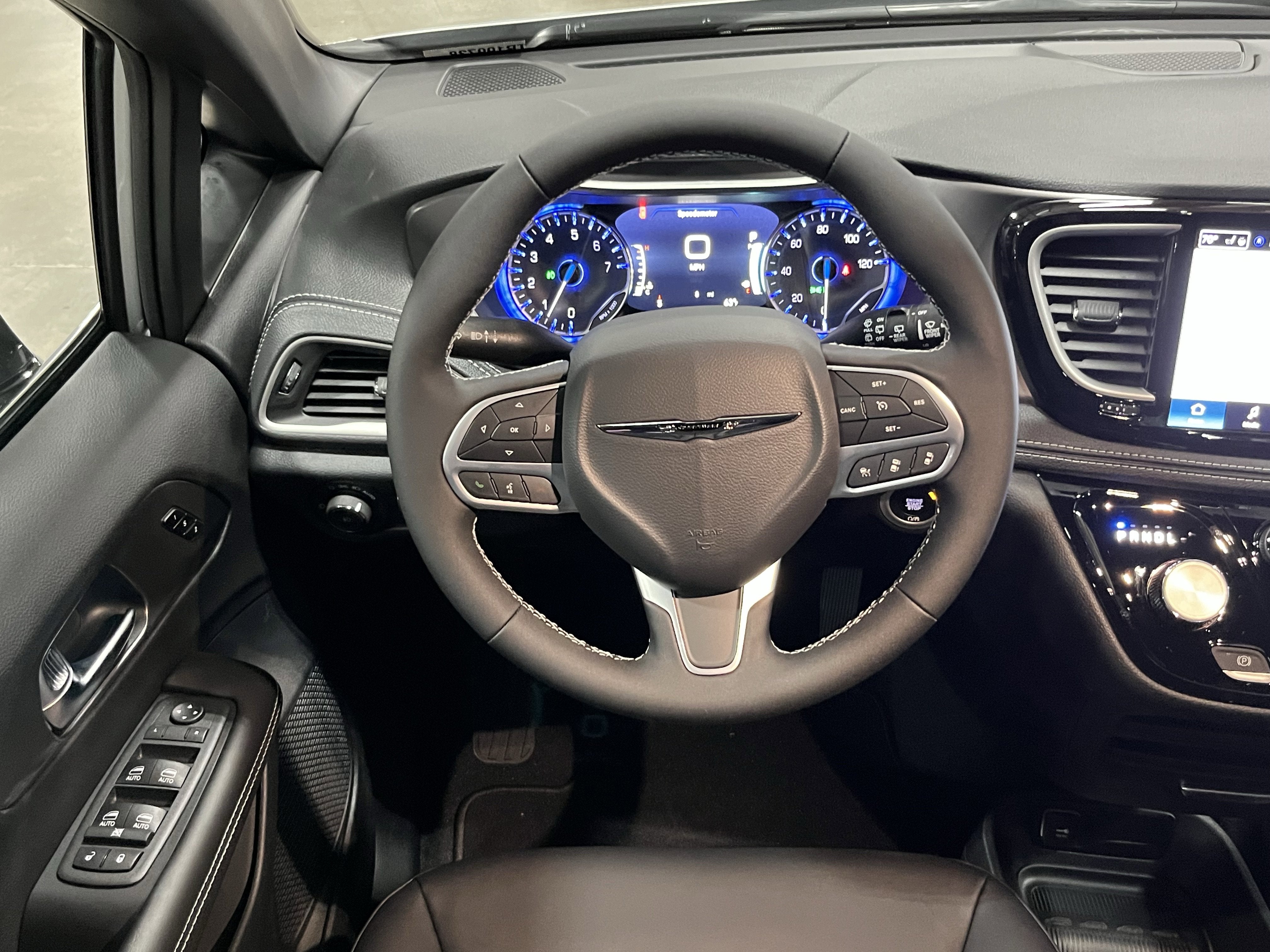 2026 Chrysler Pacifica PACIFICA SELECT AWD