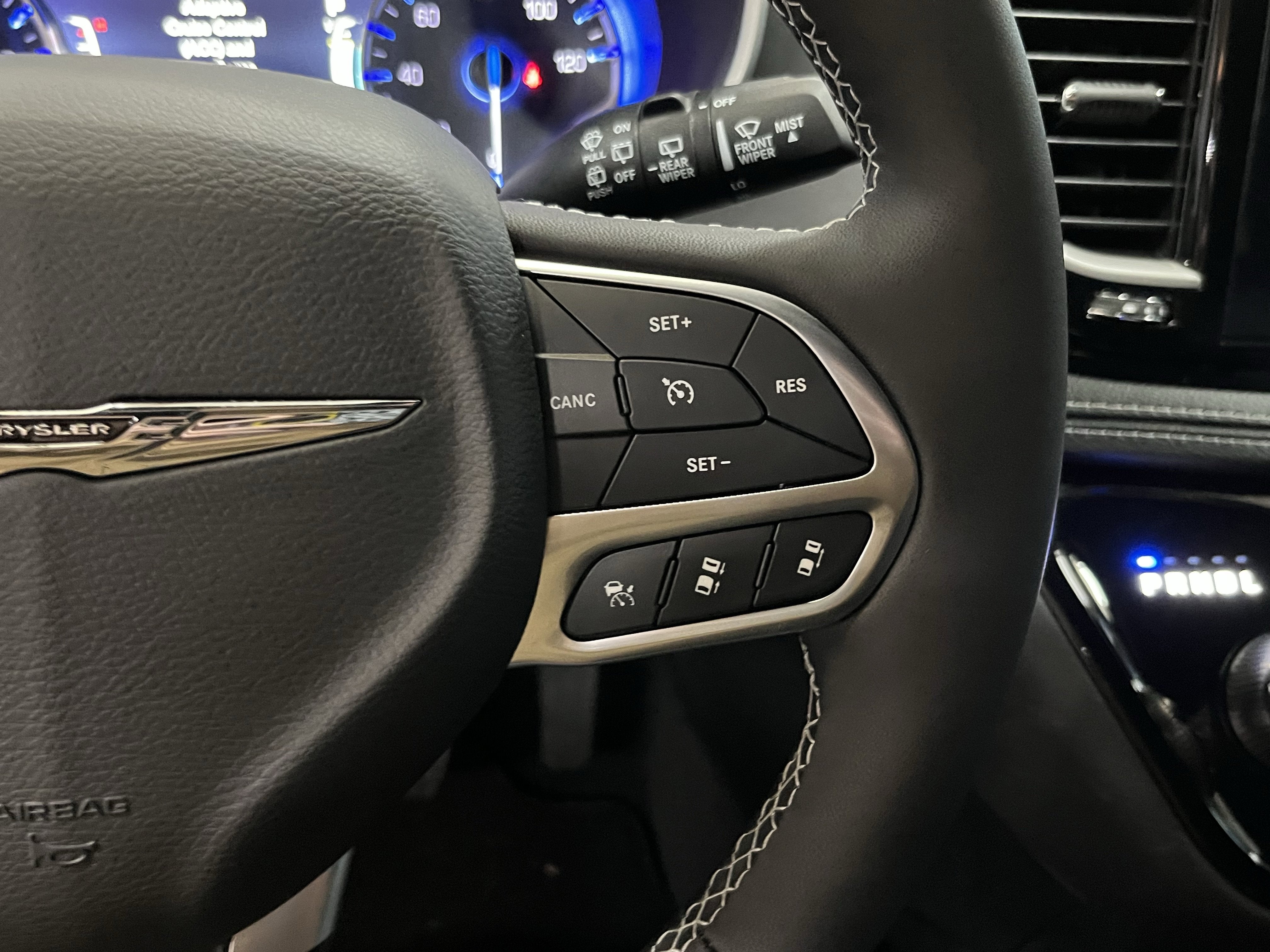 2026 Chrysler Pacifica PACIFICA SELECT AWD