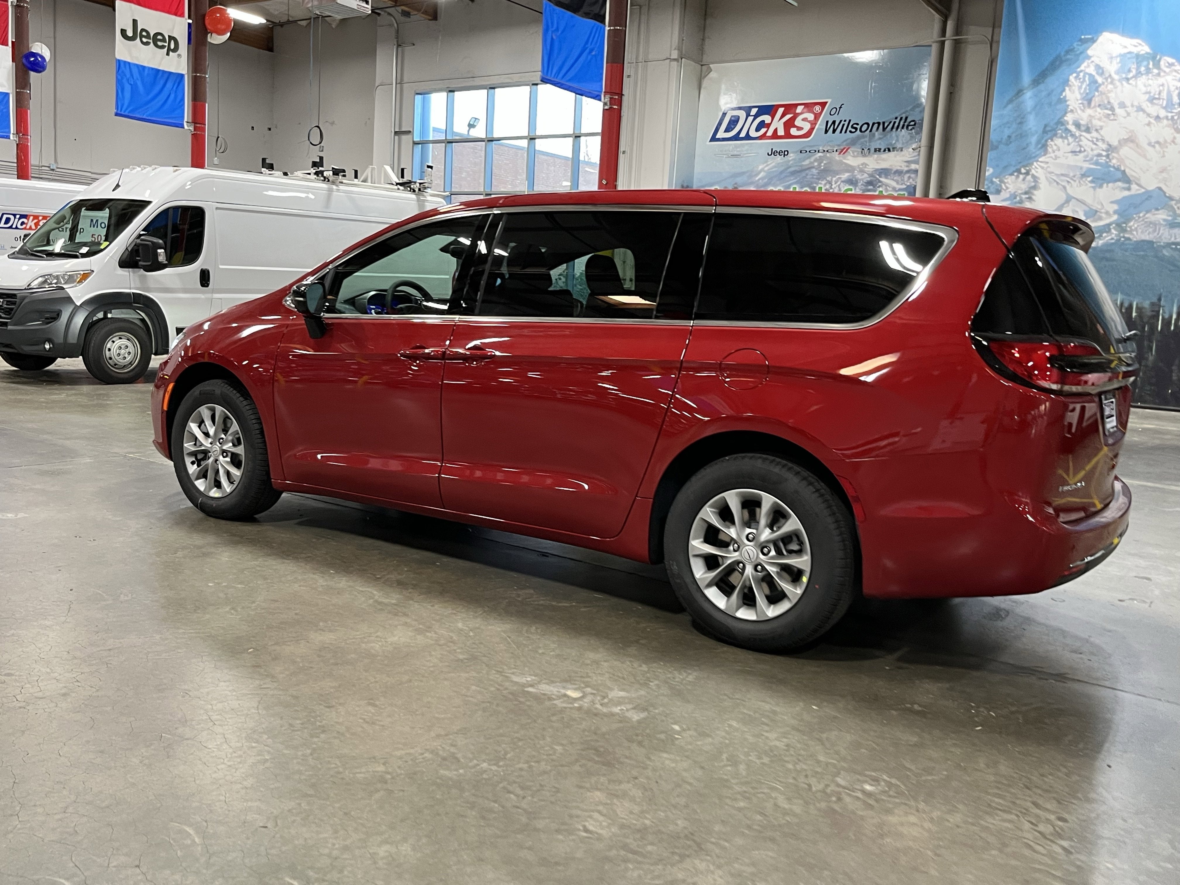 2026 Chrysler Pacifica PACIFICA SELECT AWD