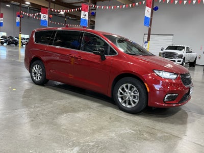 2026 Chrysler Pacifica PACIFICA SELECT AWD