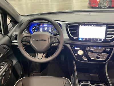 2026 Chrysler Pacifica PACIFICA LIMITED AWD
