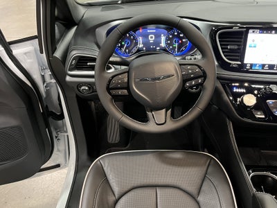 2026 Chrysler Pacifica PACIFICA LIMITED AWD