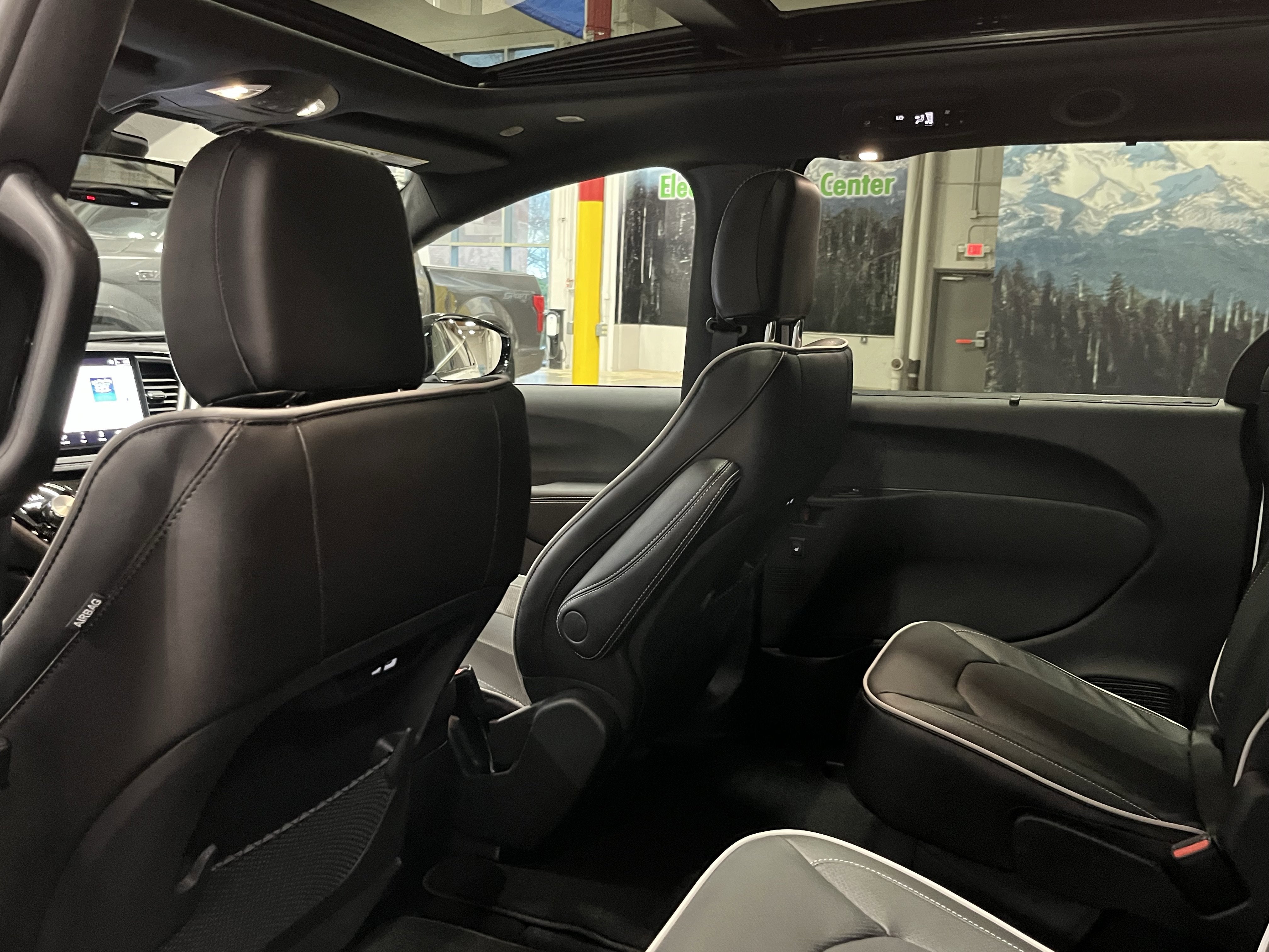 2026 Chrysler Pacifica PACIFICA LIMITED AWD