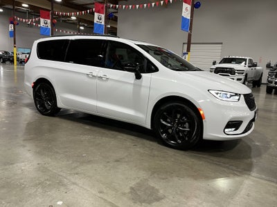 2026 Chrysler Pacifica PACIFICA LIMITED AWD
