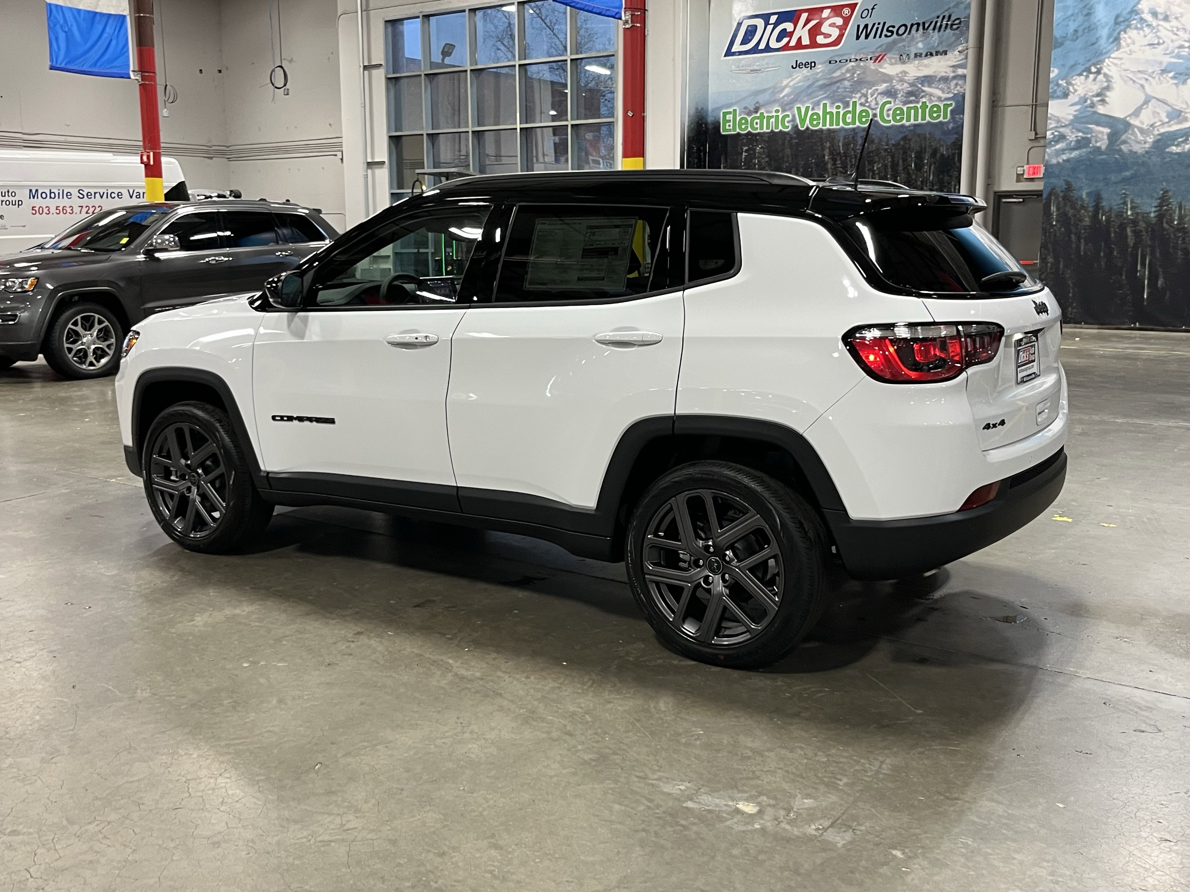 2026 Jeep Compass COMPASS LIMITED ALTITUDE 4X4