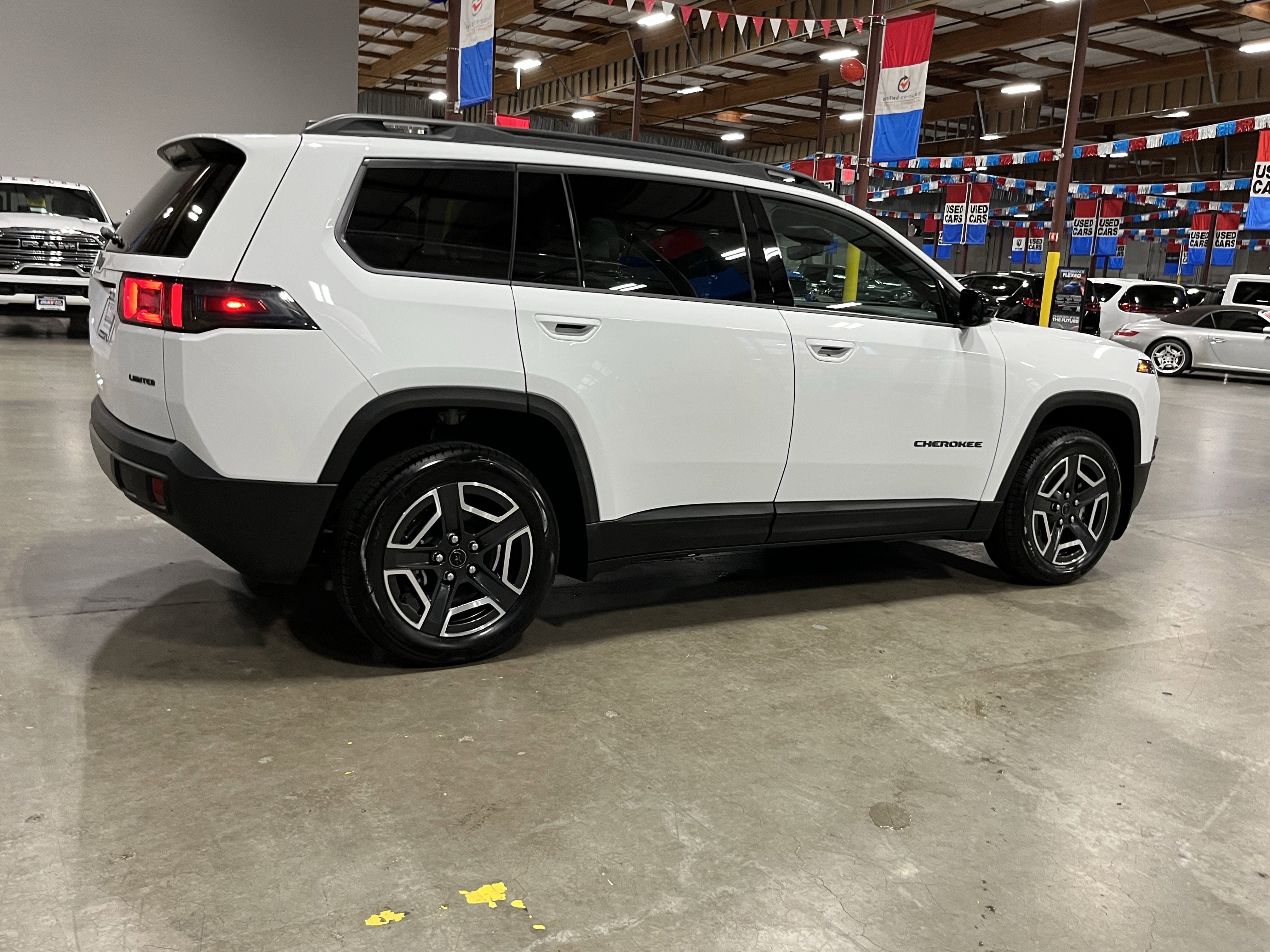 2026 Jeep Cherokee CHEROKEE LIMITED 4X4