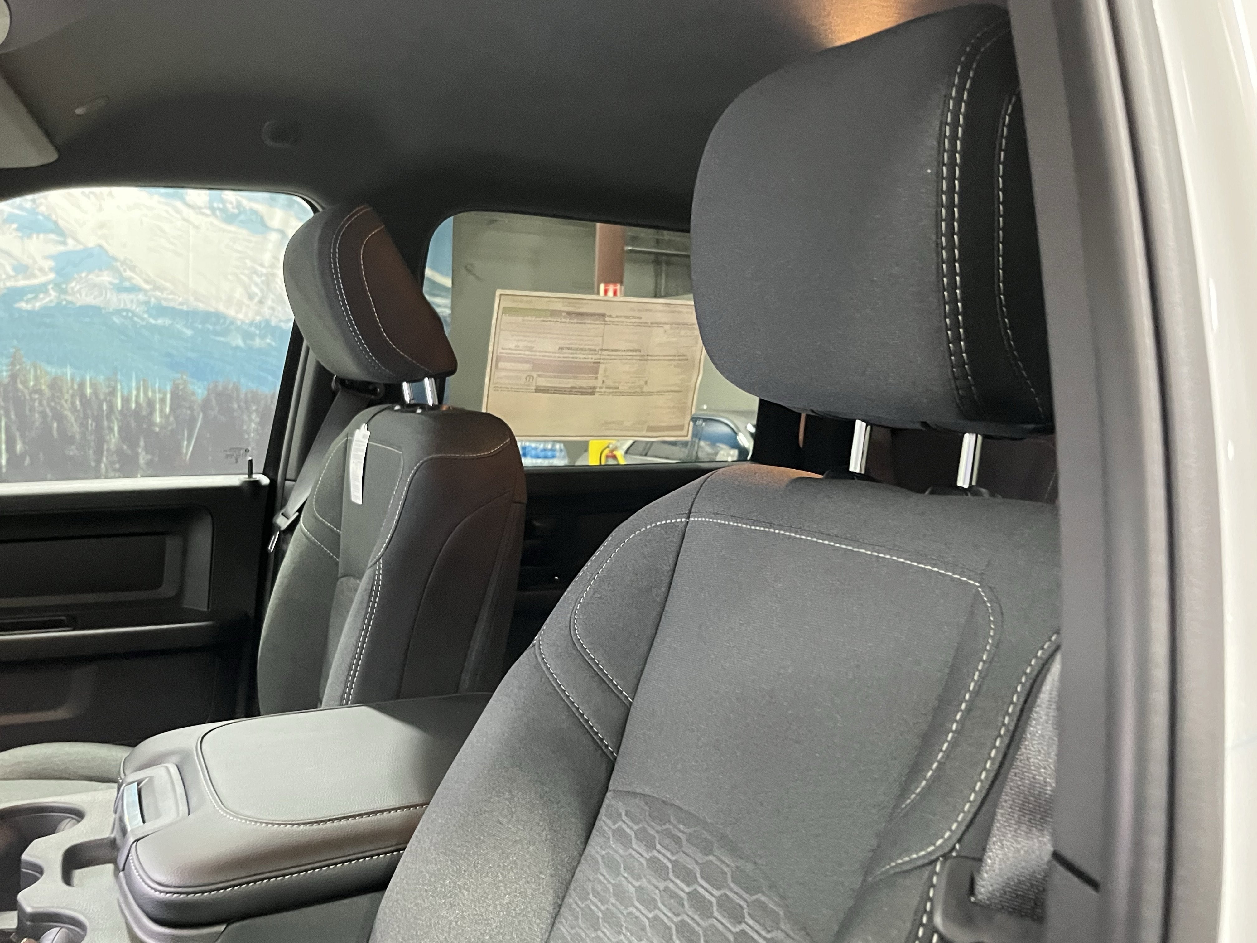 2026 RAM Ram 2500 RAM 2500 TRADESMAN CREW CAB 4X4 6'4' BOX