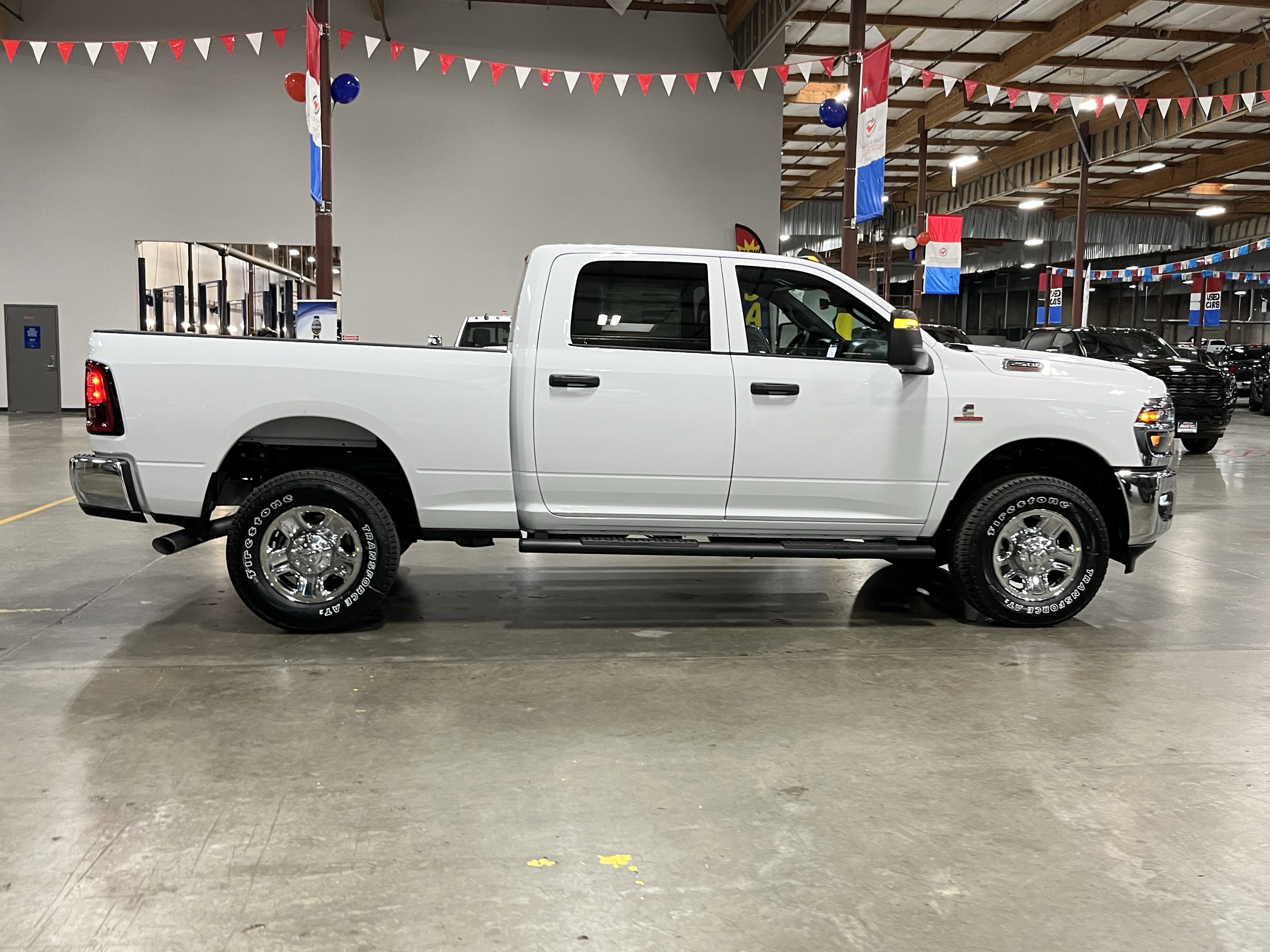 2026 RAM Ram 2500 RAM 2500 TRADESMAN CREW CAB 4X4 6'4' BOX