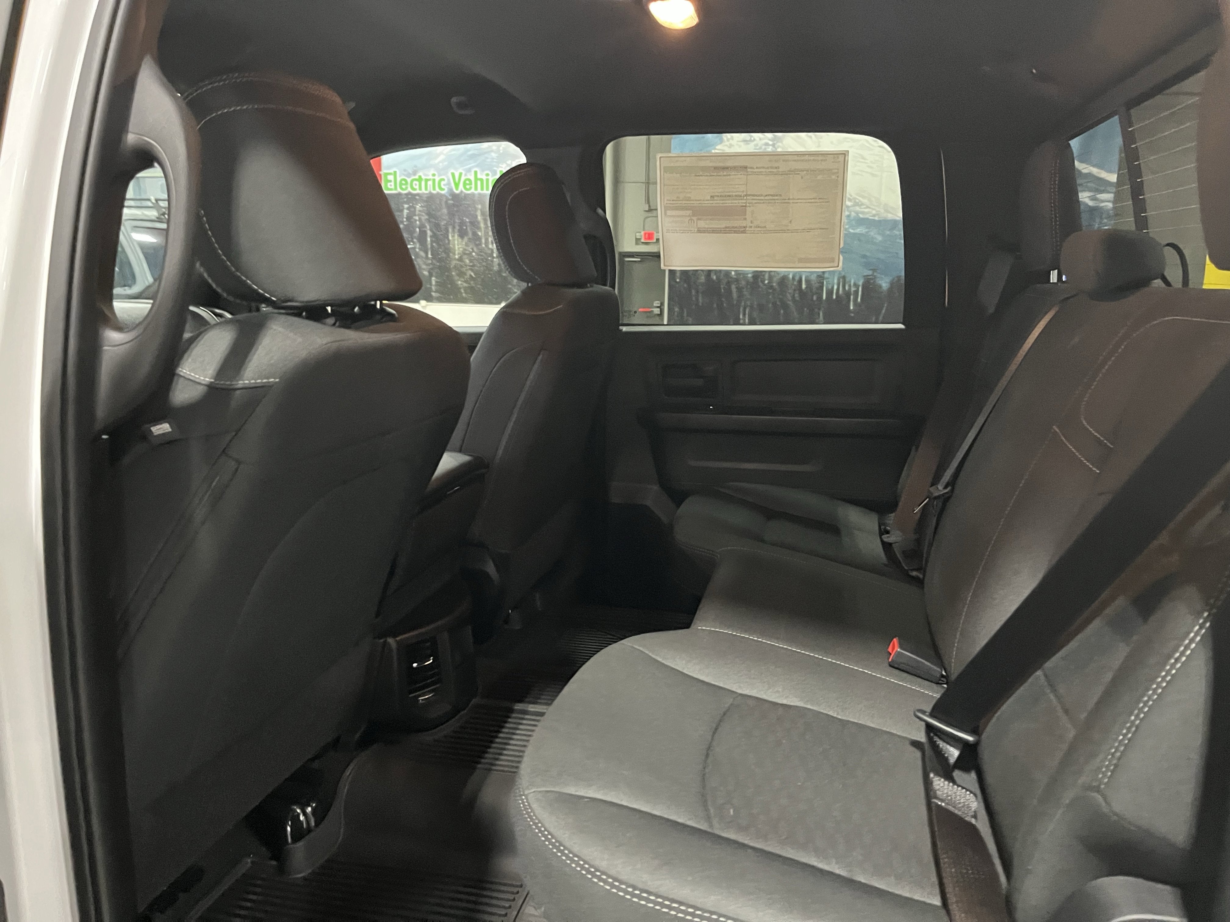 2026 RAM Ram 2500 RAM 2500 TRADESMAN CREW CAB 4X4 6'4' BOX